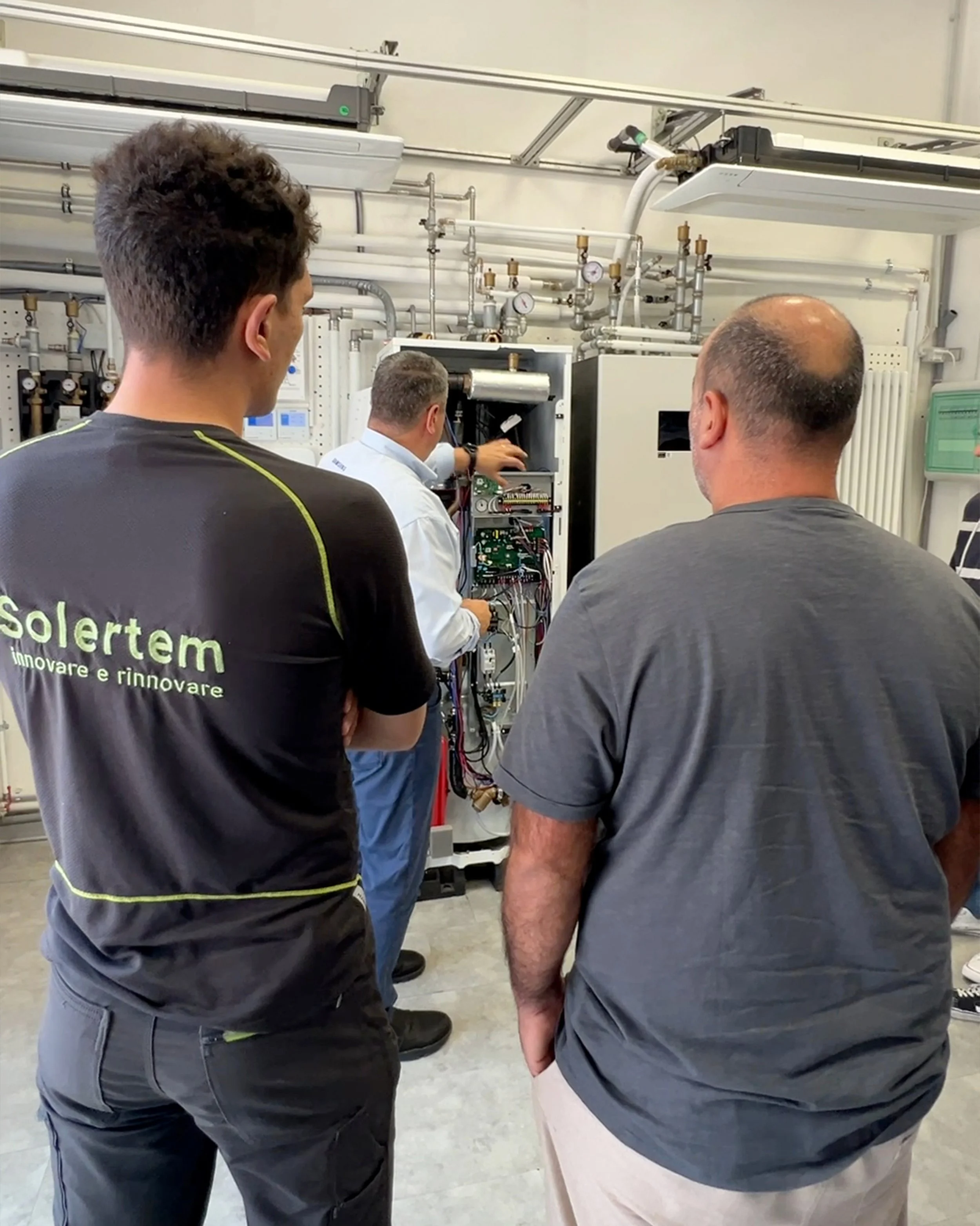Samsung Aircoin Academy 2025_Laboratorio_05.jpg