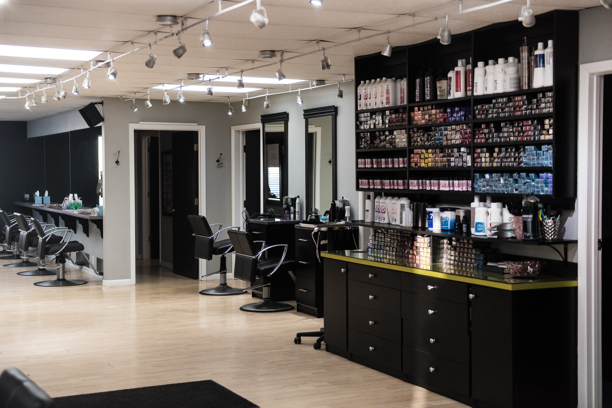 General 1 Bangs Salon