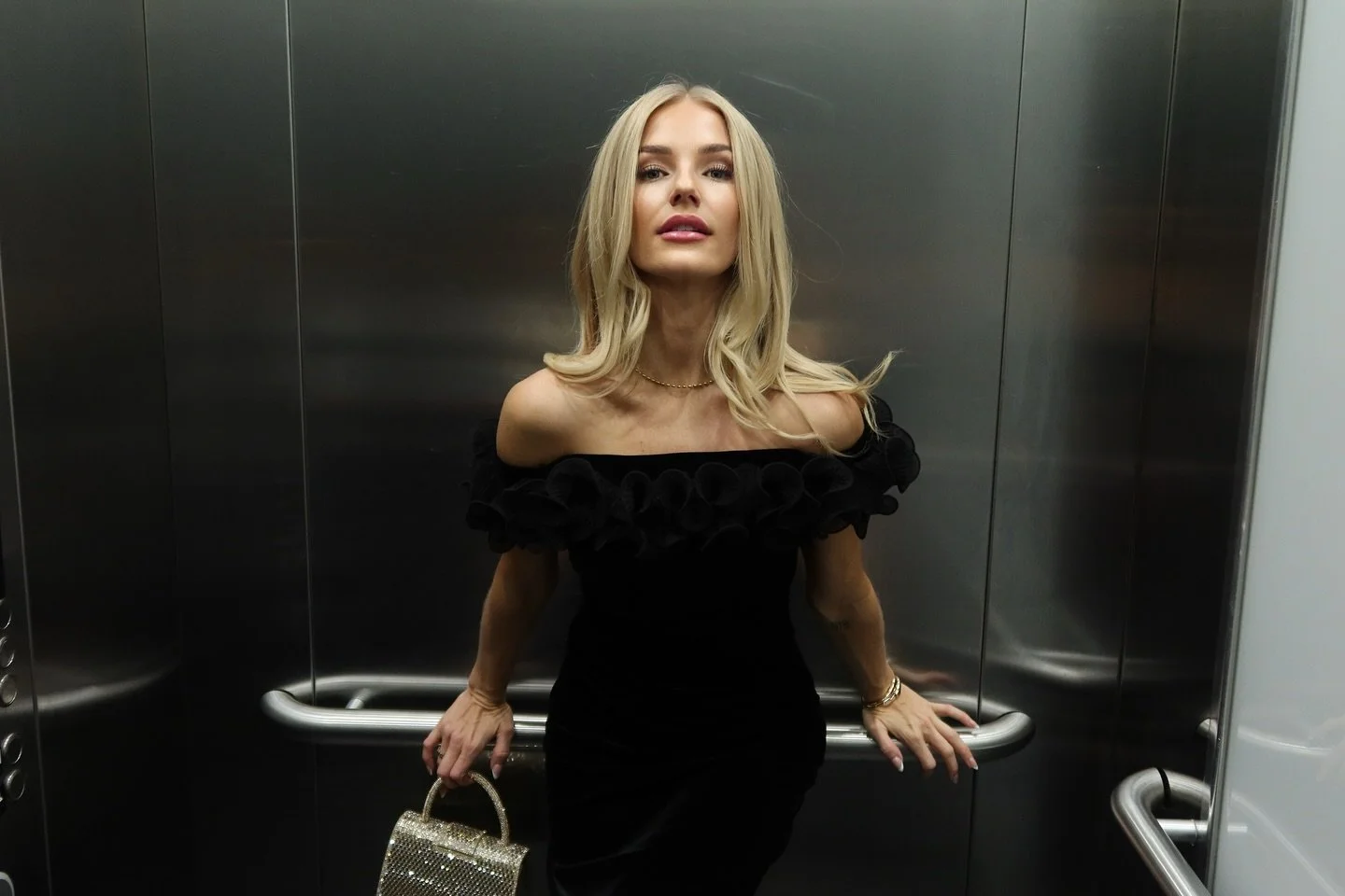 🖤🖤🖤

#holidaydress #holidayoutfit #styleinspo