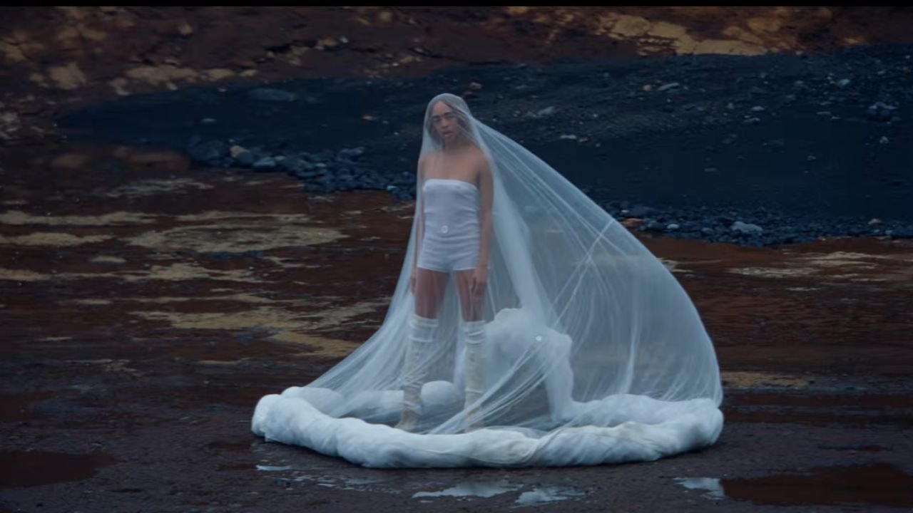 kelsey Lu stars in picturesque music video for new single “Better Than That”