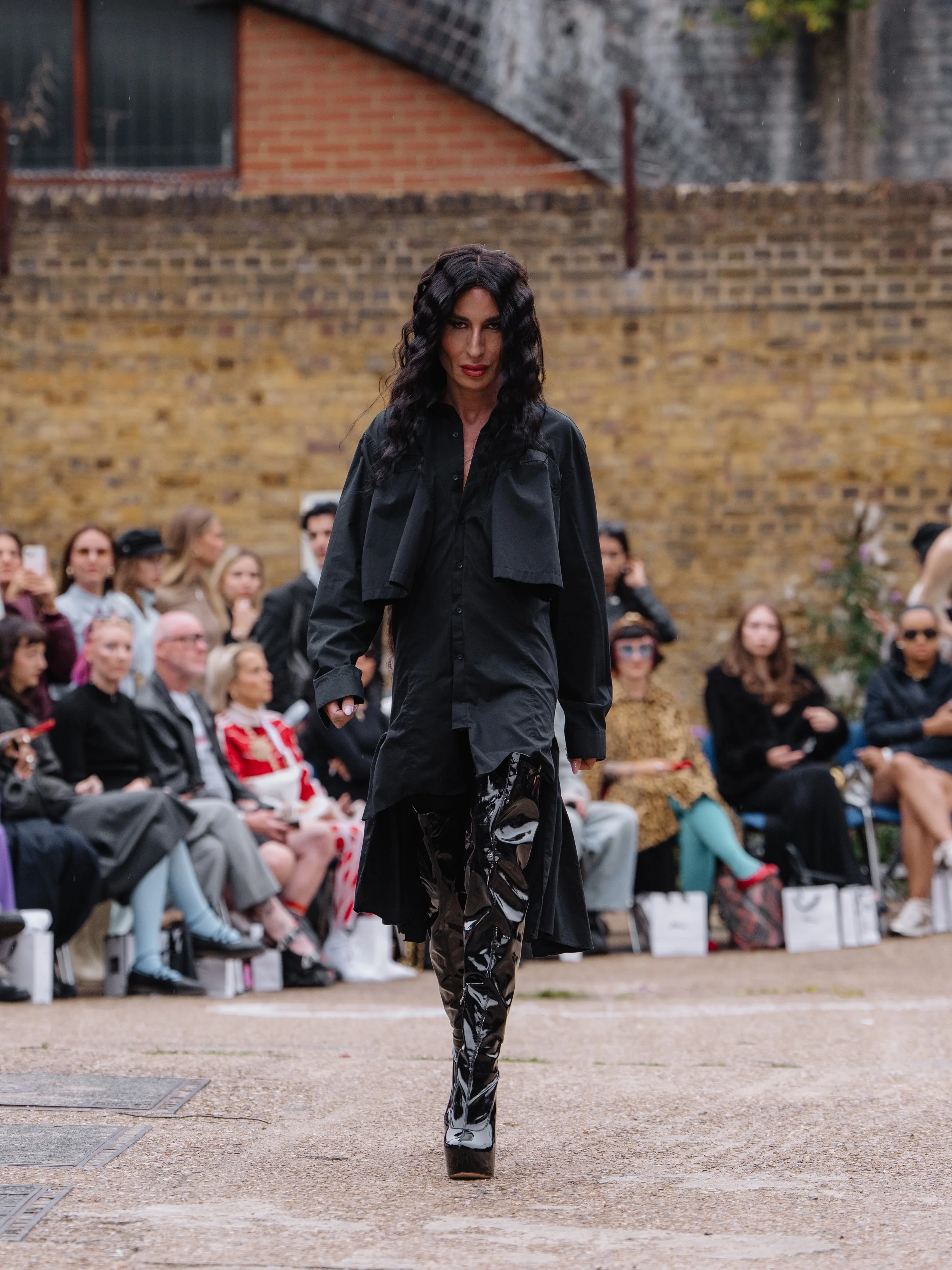 Poet-Lab_SS27_Runway1_by_ MarcusHartelt_for_LFW_16.jpg