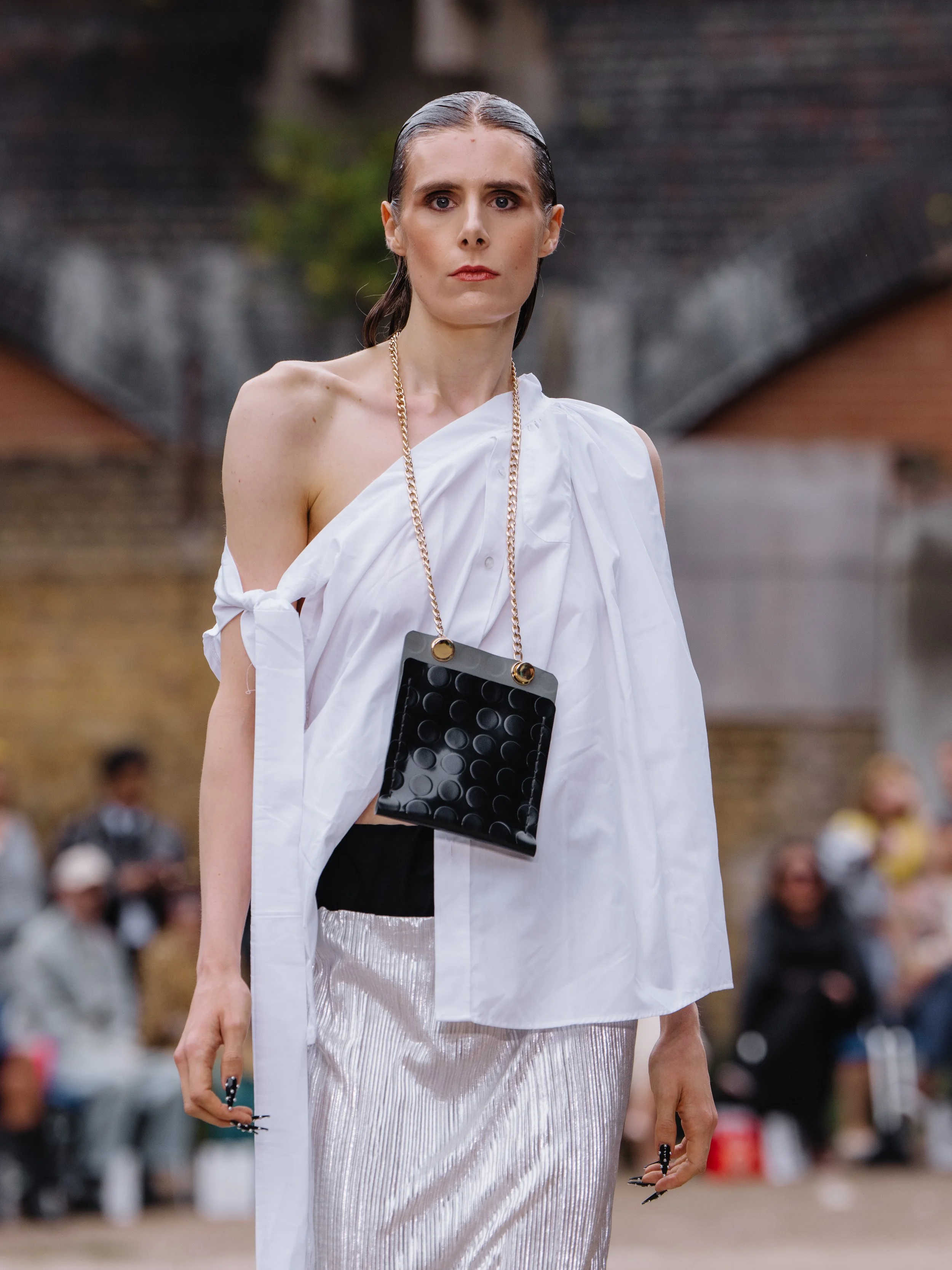 Poet-Lab_SS27_Runway1_by_ MarcusHartelt_for_LFW_32.jpg