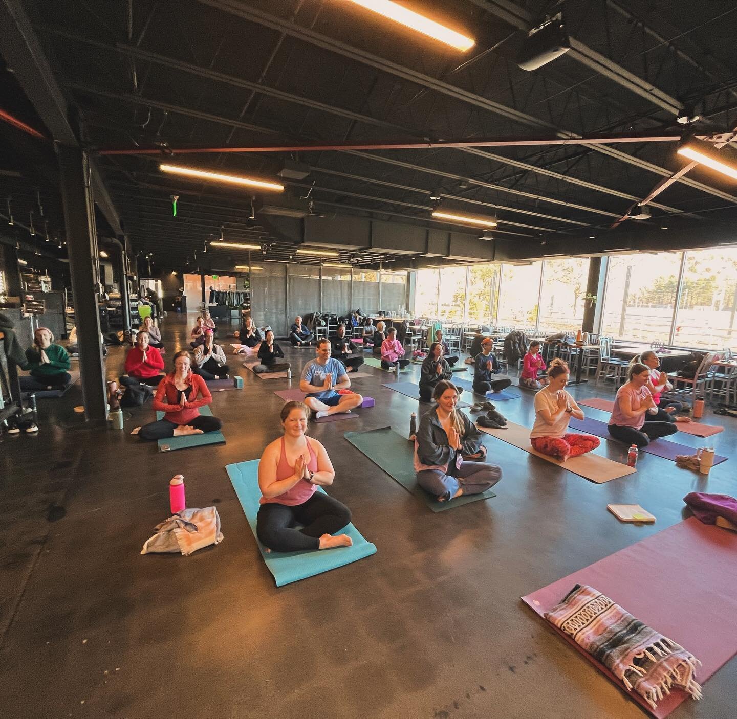 Imagine walking around during your yoga class and seeing two lovebirds holding hands during bridge pose??? ARE YOU KIDDING with the cuteness??? 

Also, look at this turnout!!! You can&rsquo;t even see my mom in the back row!!!

Thank you @trilliumbre