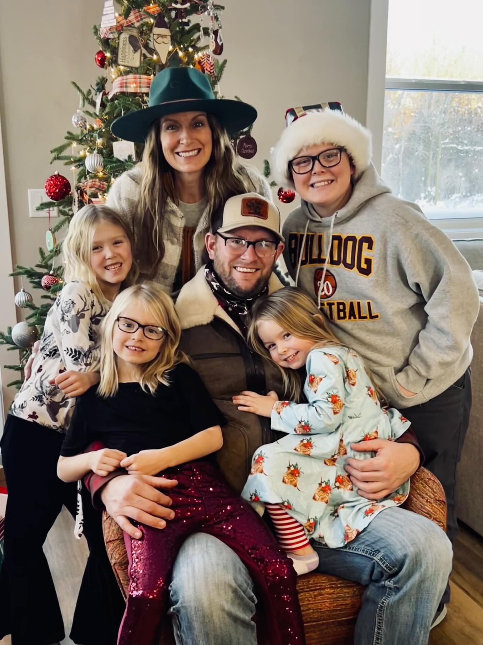 Merry Christmas Eve from our family to yours!!
.
.
It&rsquo;s the most wonderful time of the year! 🎄🤠