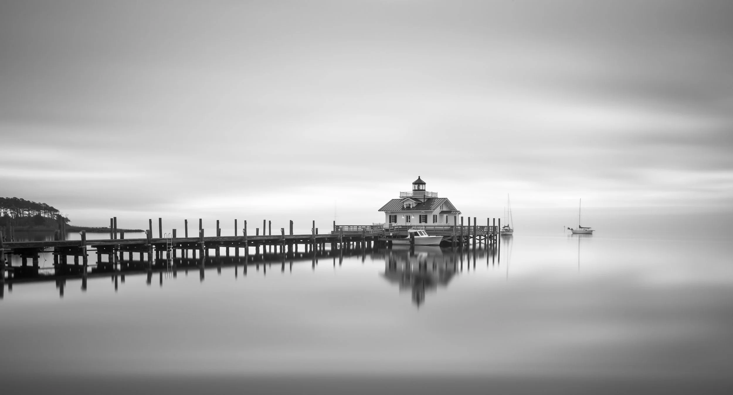 Manteo reflection_1.jpg