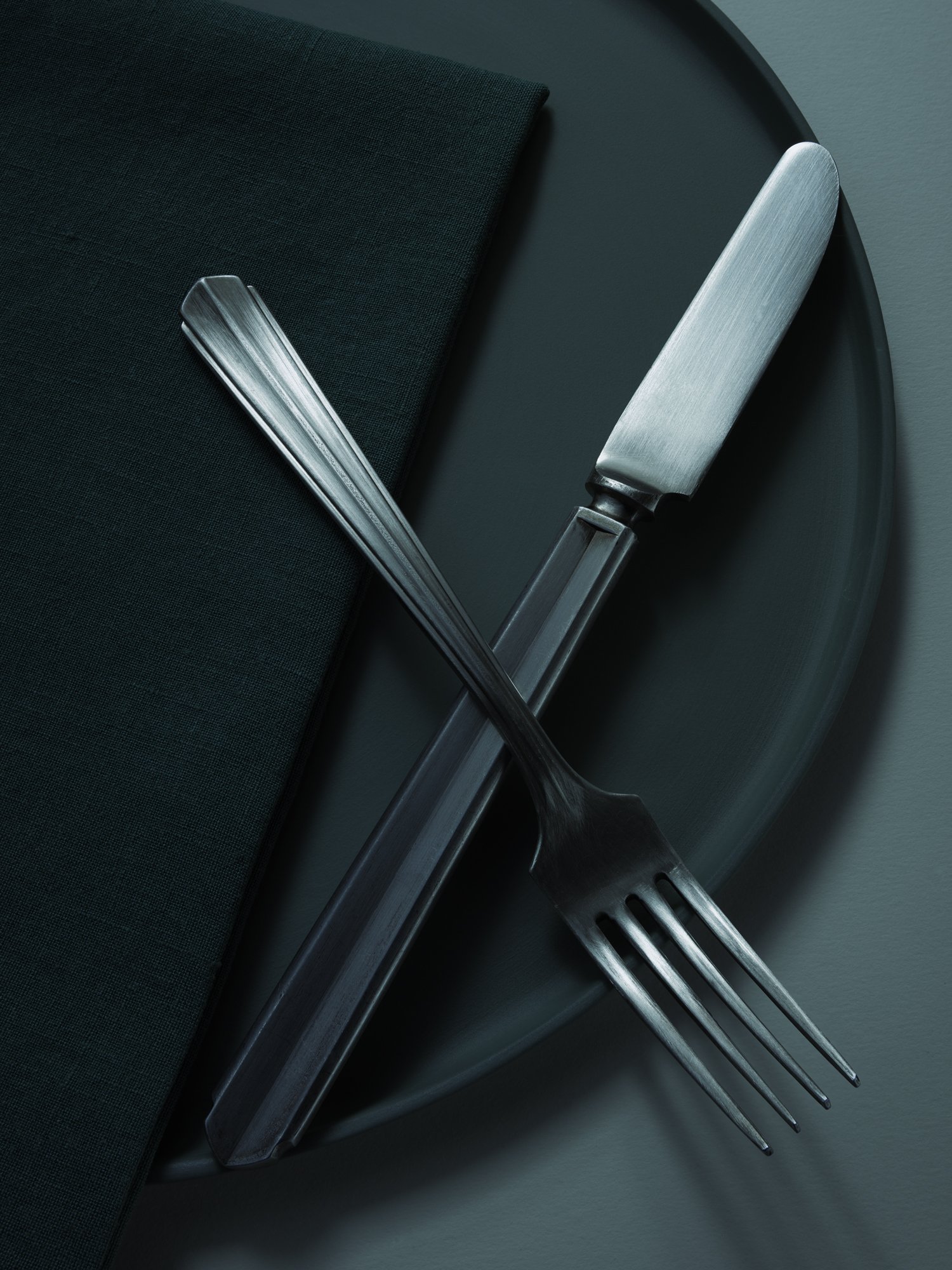 STILL-LIFE_11022022_34463_CONTACT.jpg