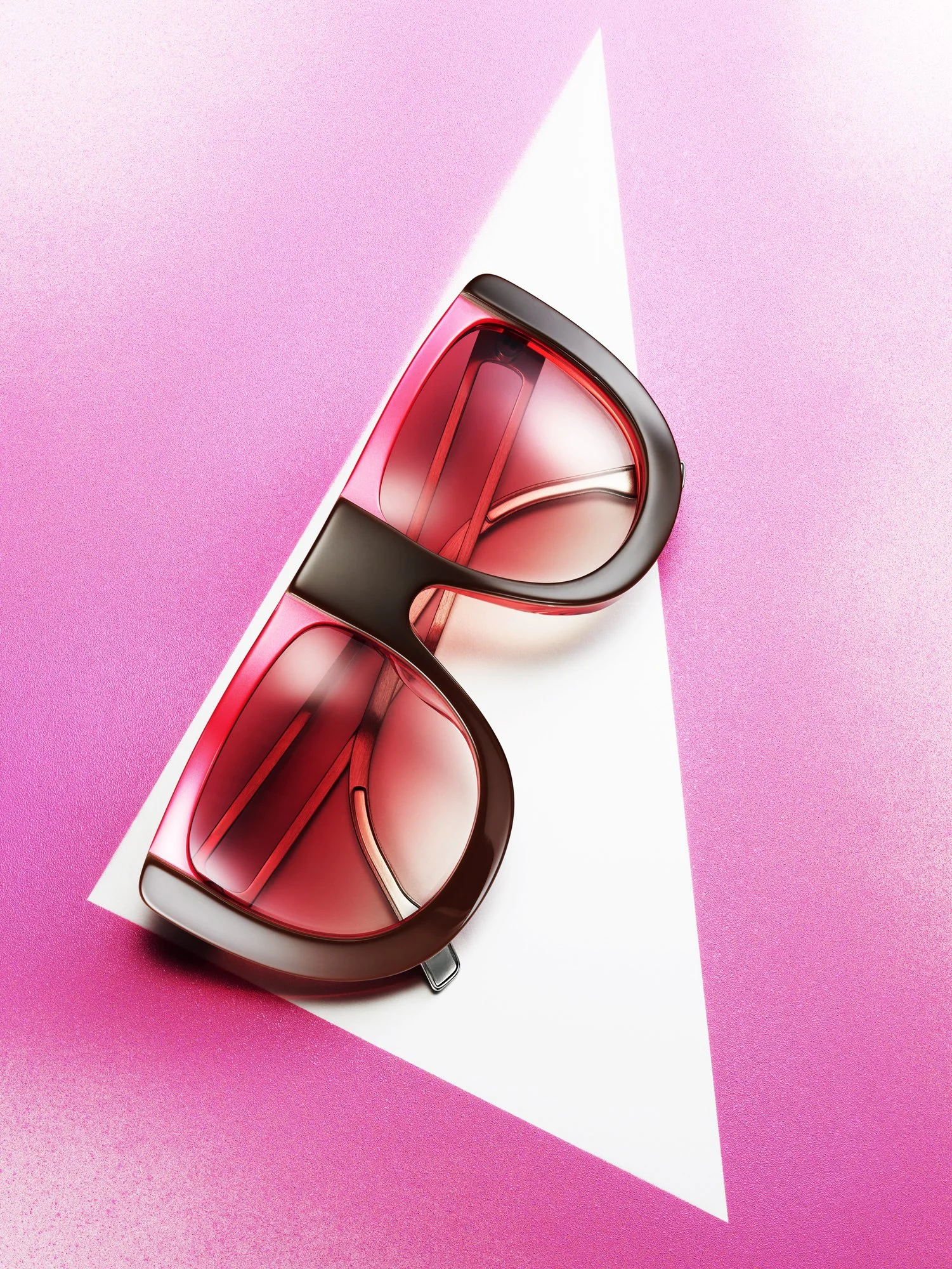SUNGLASS_FENDI_PINK_SPRAY_CONTACT.jpg