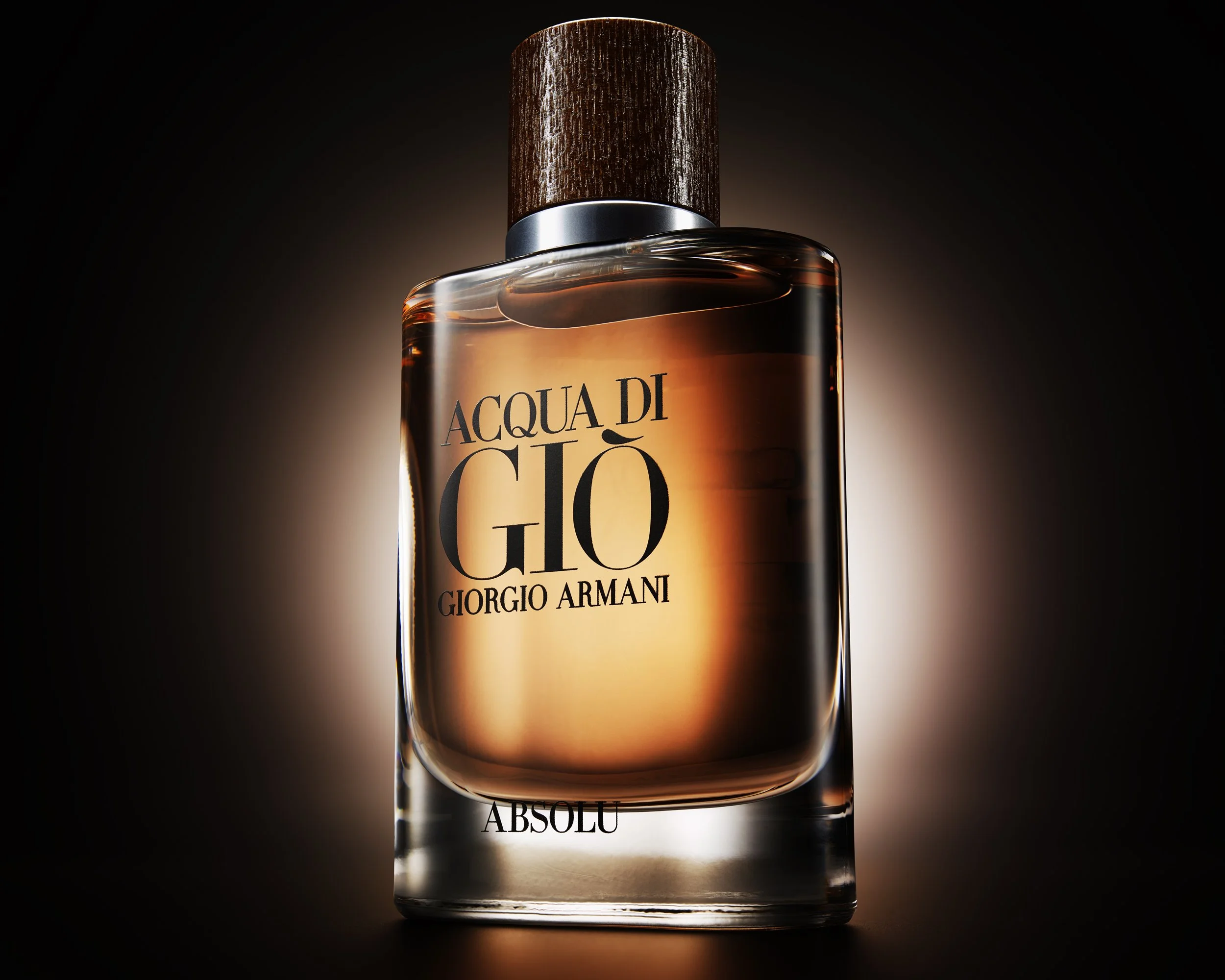 2021_08_COMMERCIAL_ARMANI_ACQUA-DI-GIO_ABSOLU_1_4x5_CONTACT.jpg