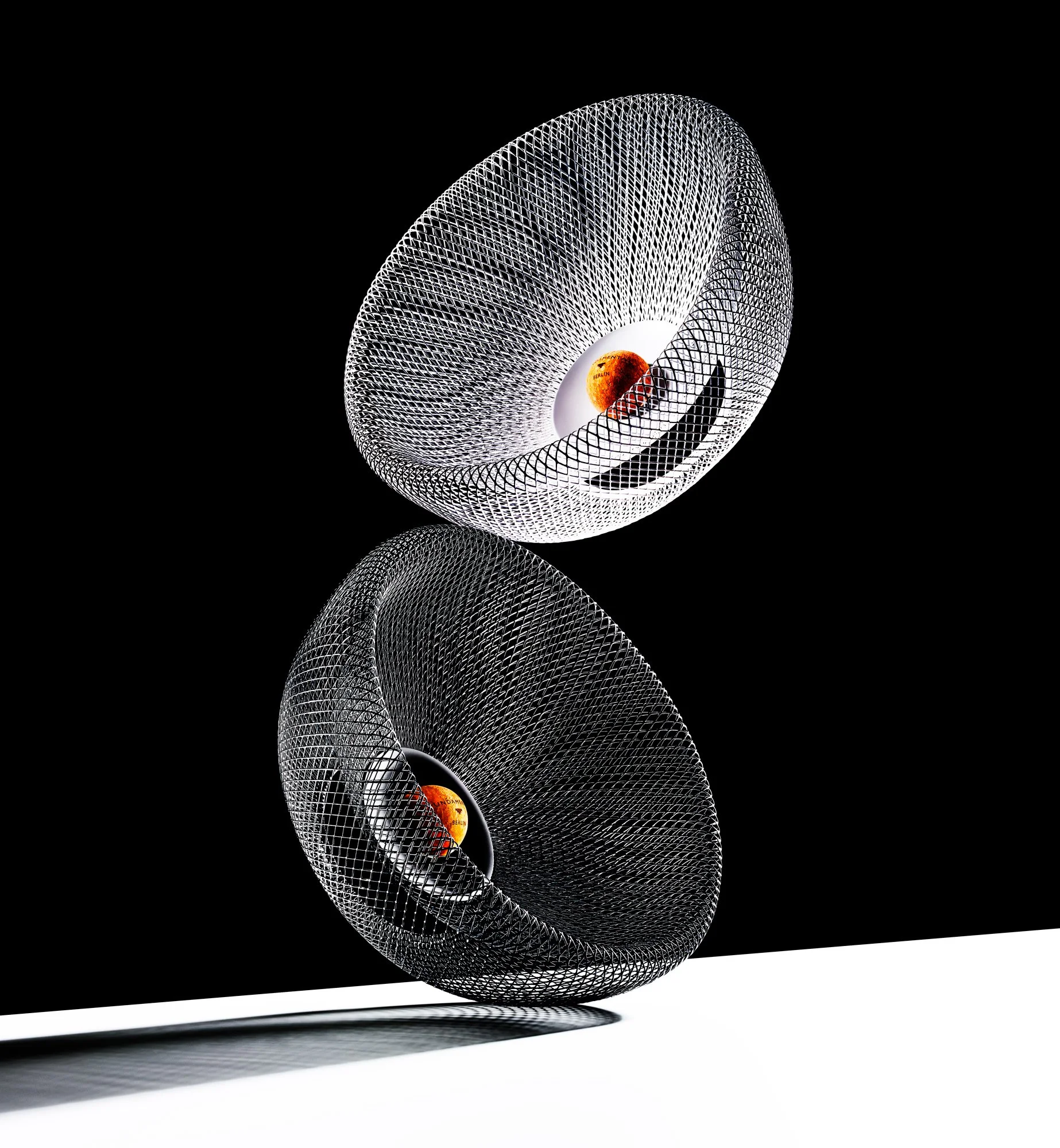 FC_2020_DEC_BLACK_WHITE_MESH_BOWL_CONTACT.jpg