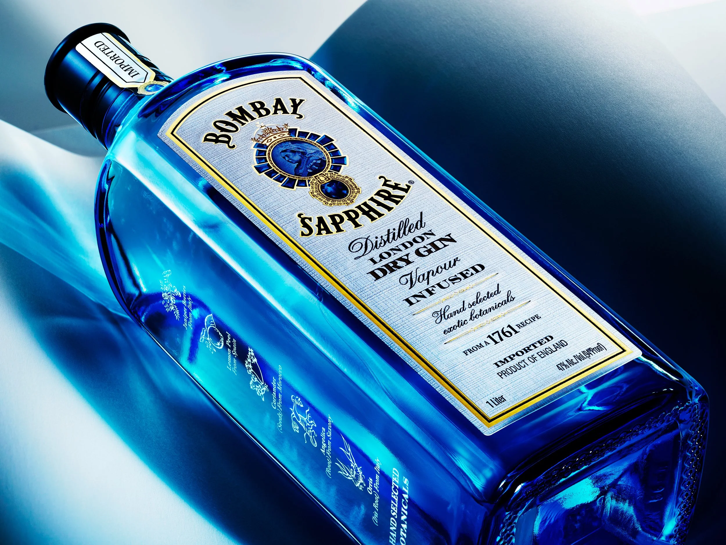 GIN_BOMBAY_SAPPHIRE_GIF_10.jpg