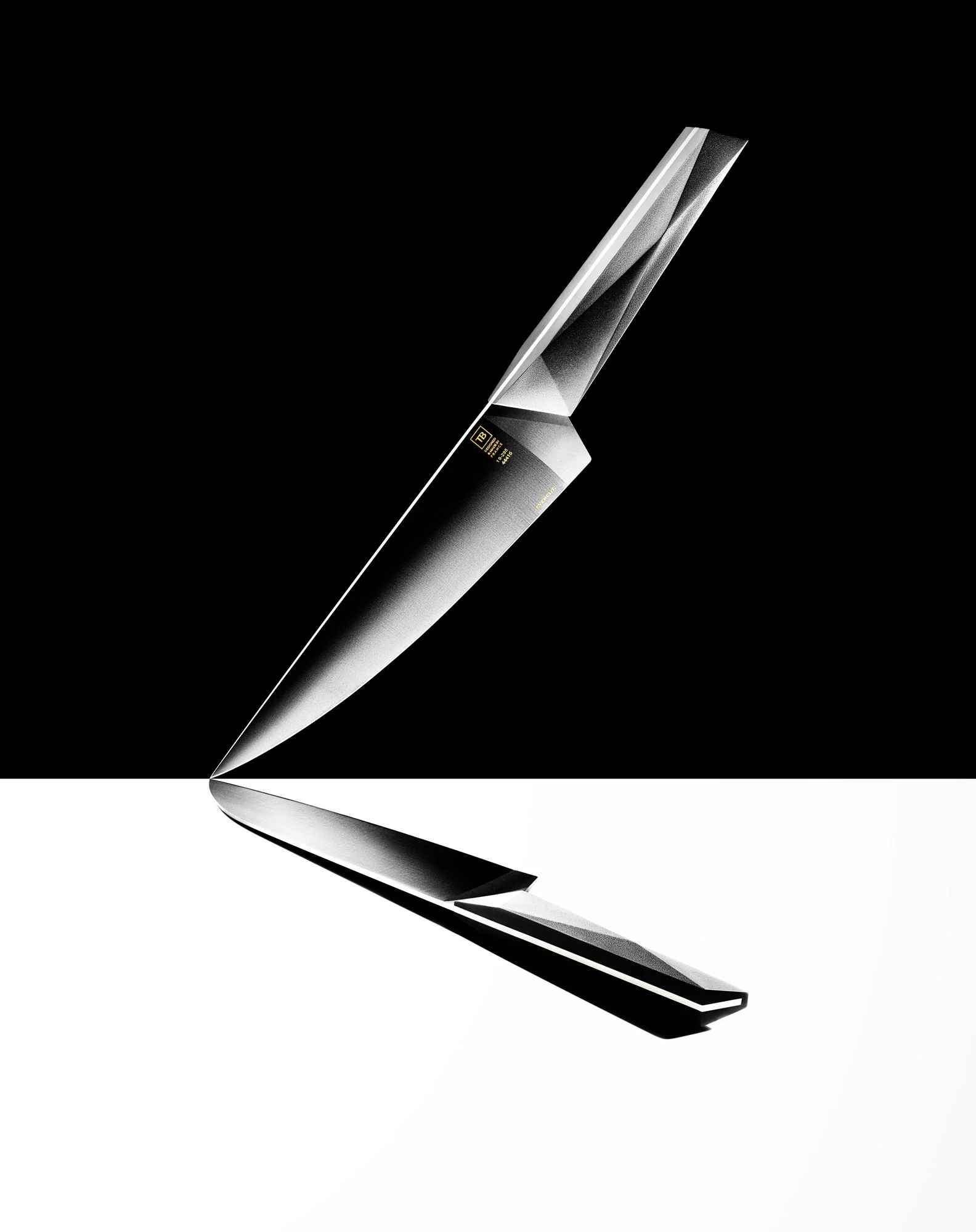 FC_2020_DEC_BLACK_WHITE_KNIVES_DAKER_CONTACT.jpg