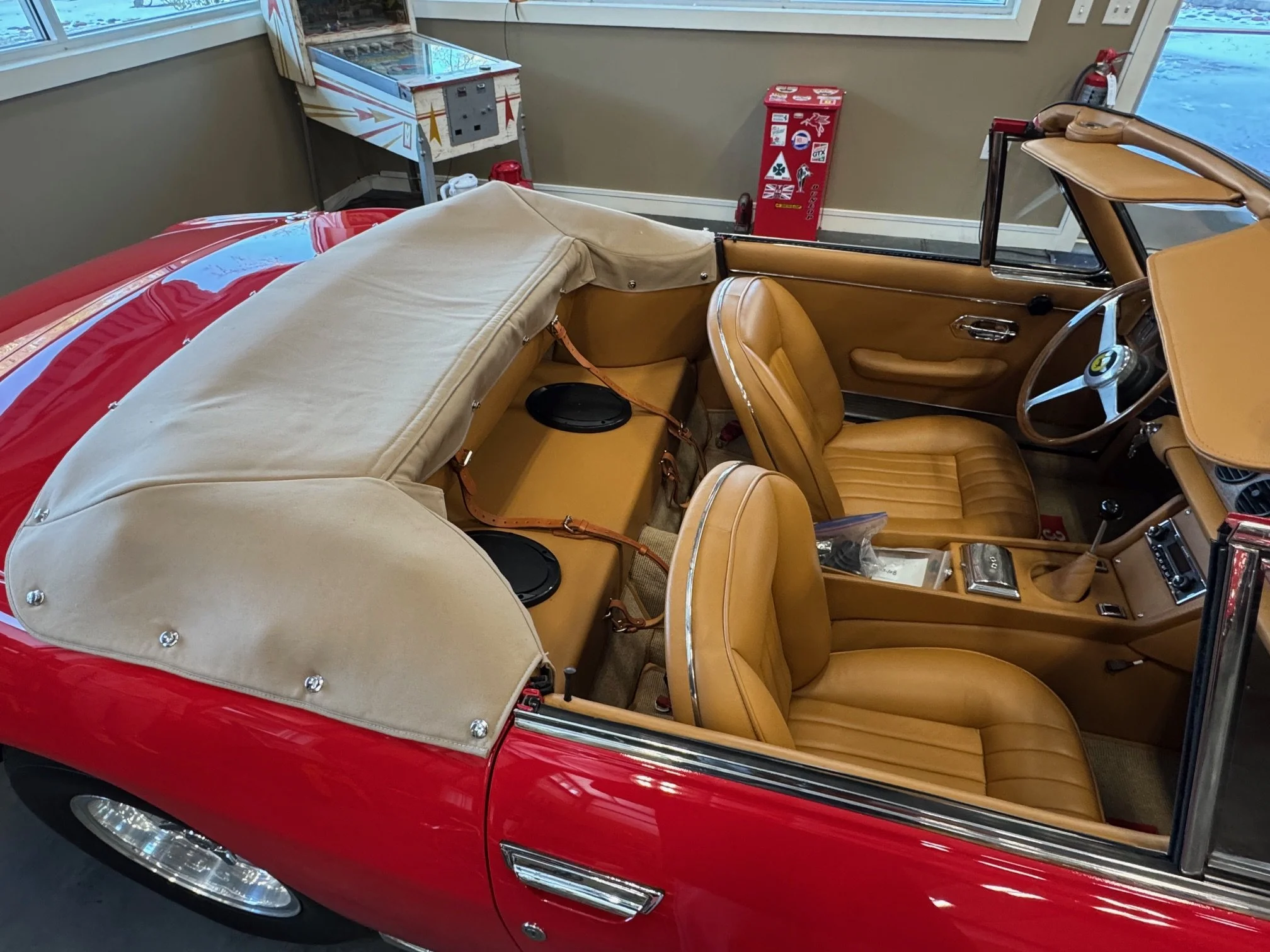 Ferrari 330 convertible 8.jpeg