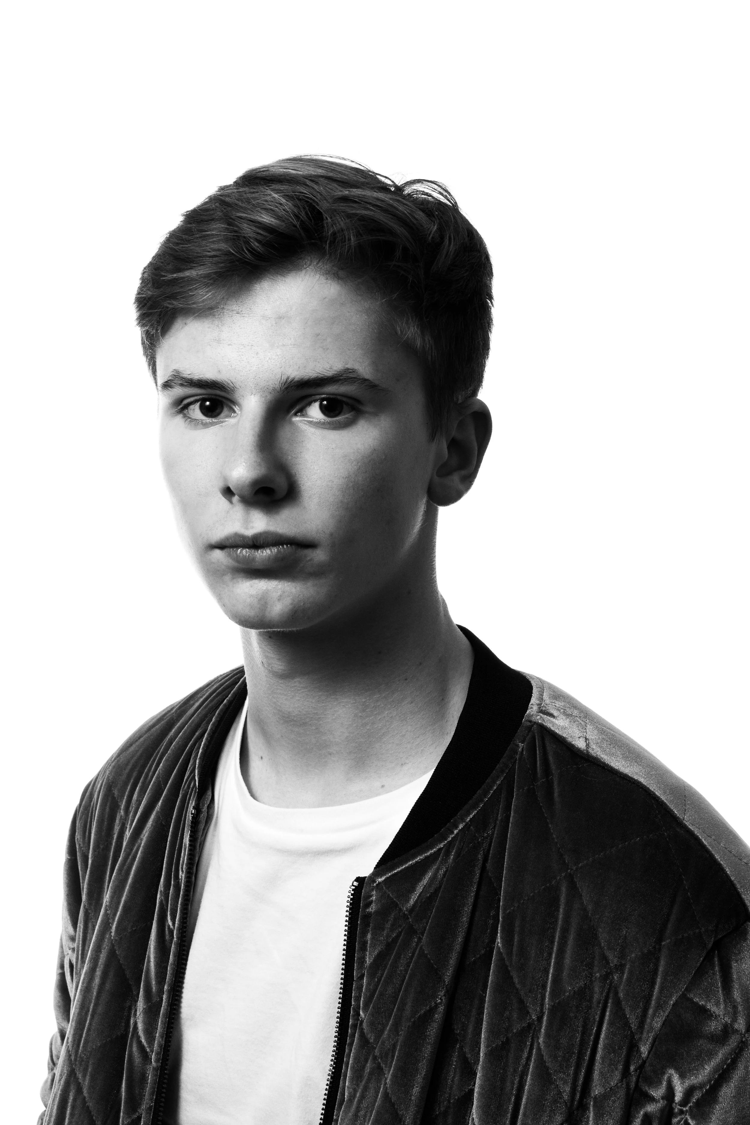 Clem portrait fond blanc.jpg