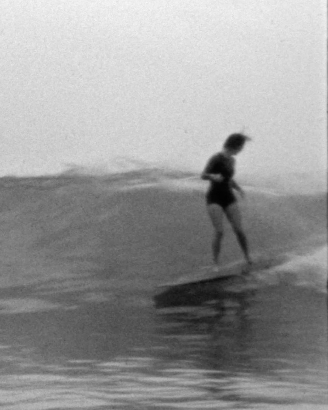 LOla-surf-slidejpg_05.jpg