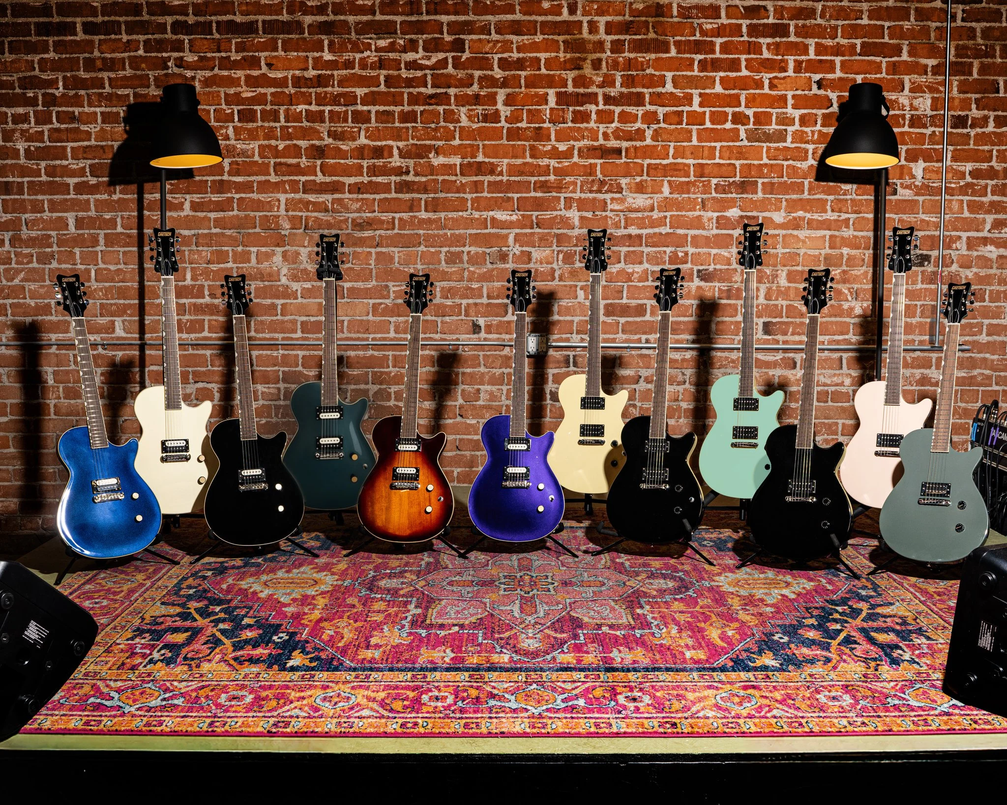 Fangz Out For Gretsch’s New Streamliner And Electromatic
