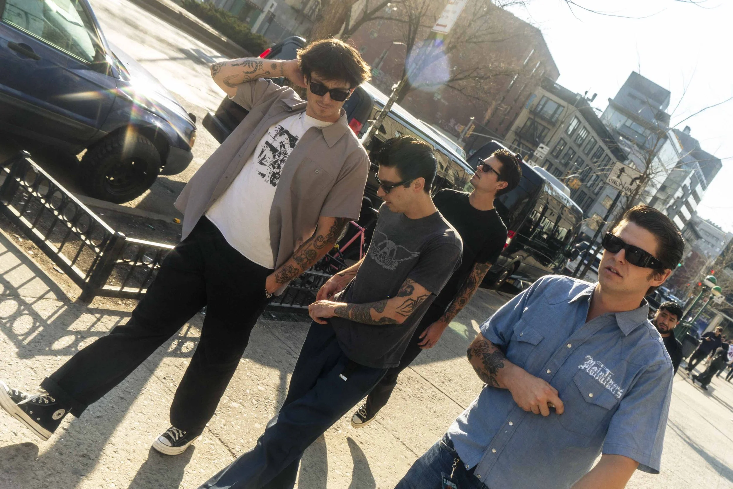 Hanging Out With The Mainliners