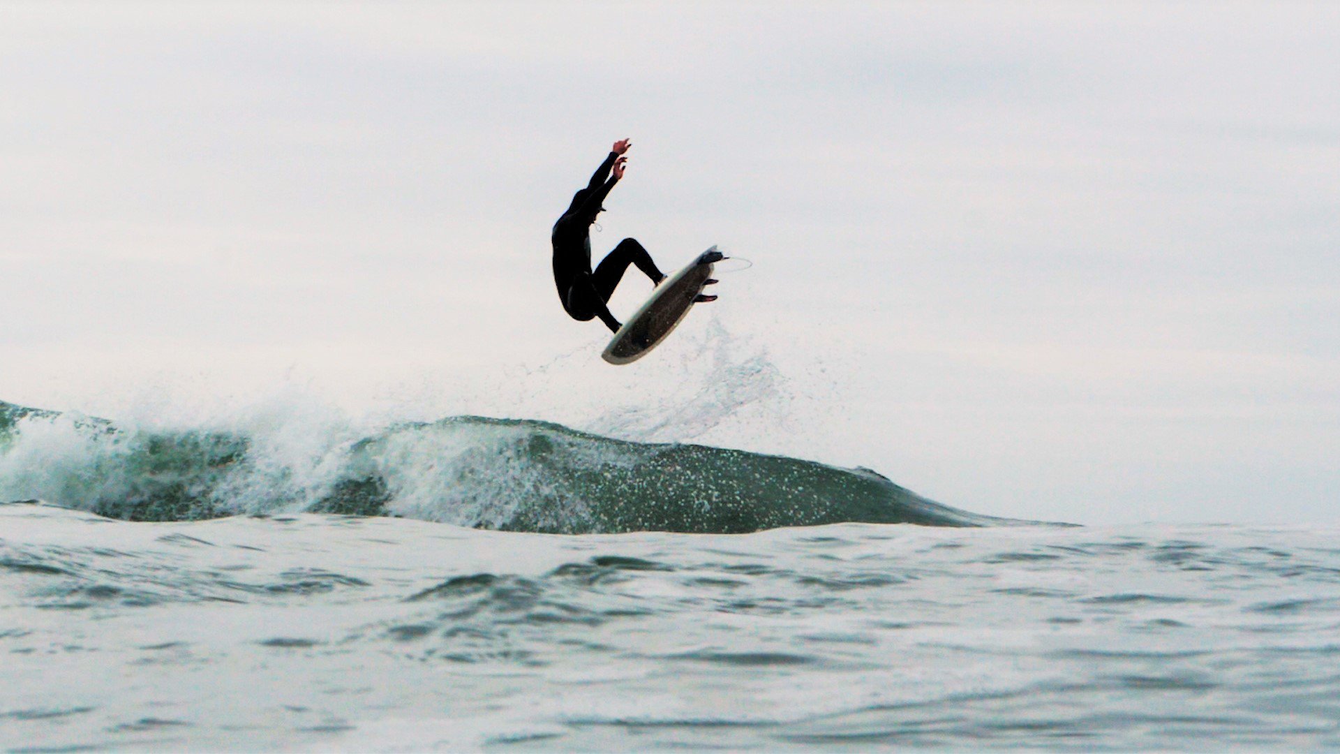 The Cigarette Surfboard: A new Film With A Good Idea