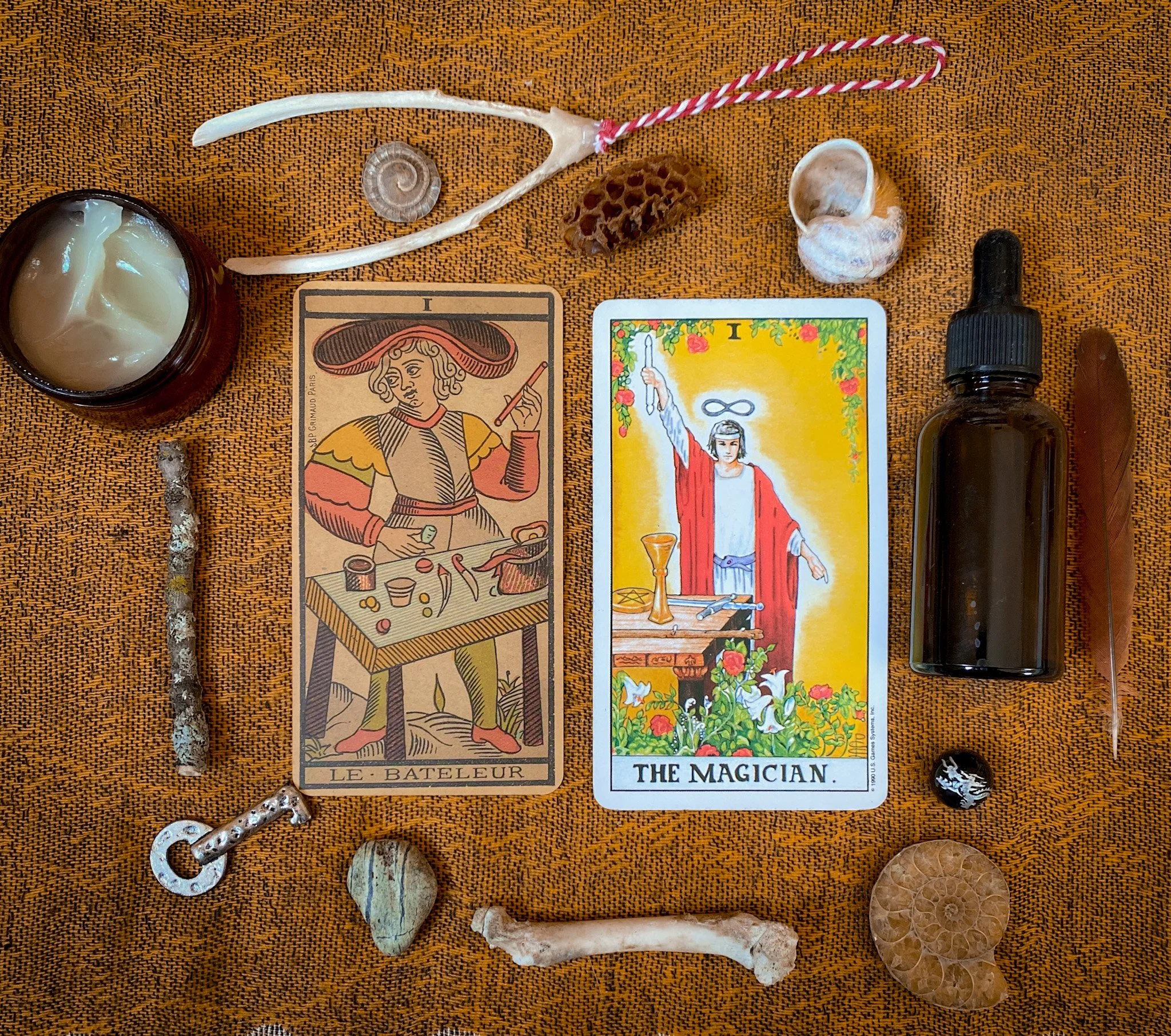 magician and la bataleur.JPG