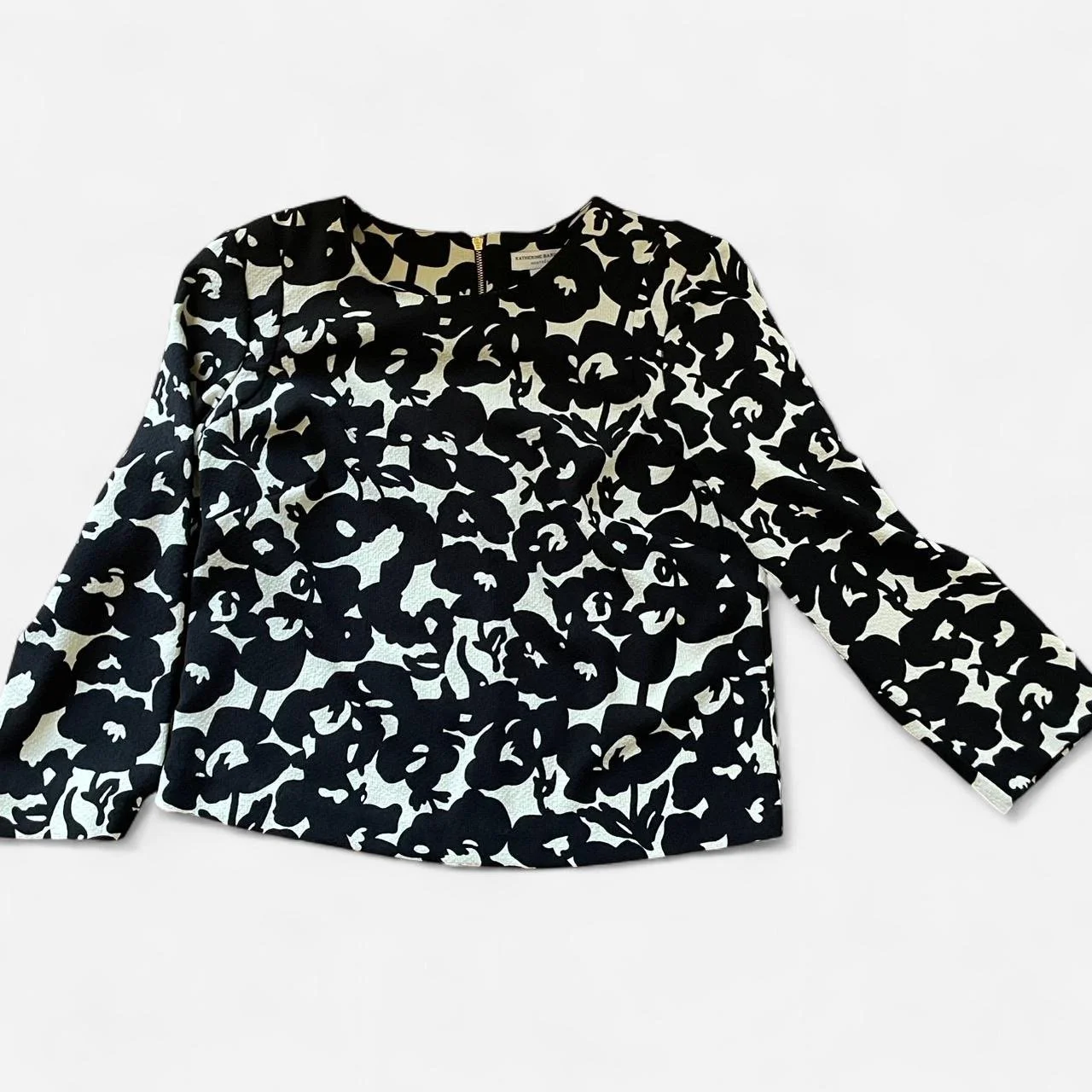 Chic Black & White Floral Print Top