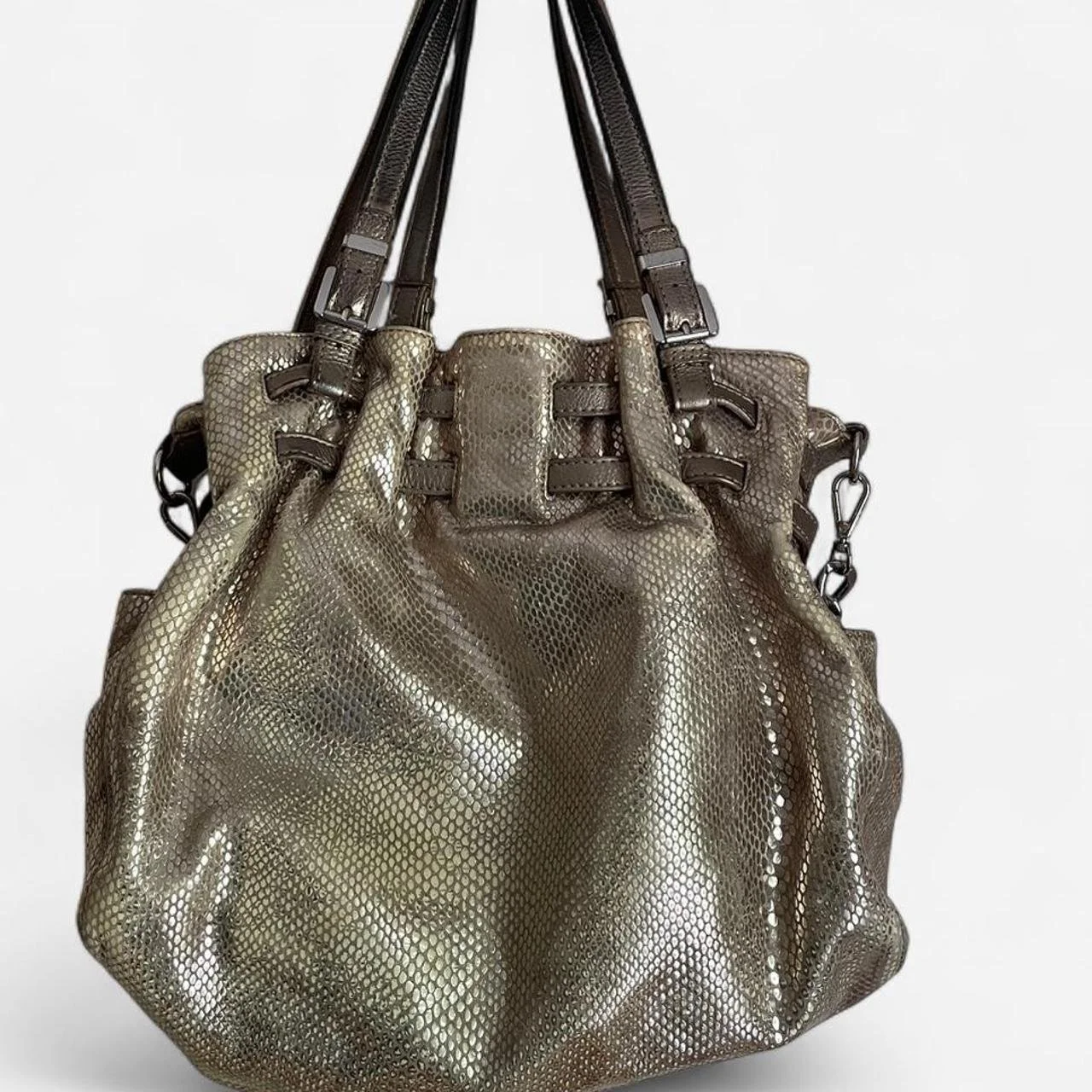 P0 - 2025-10-22T232623.518.jpg