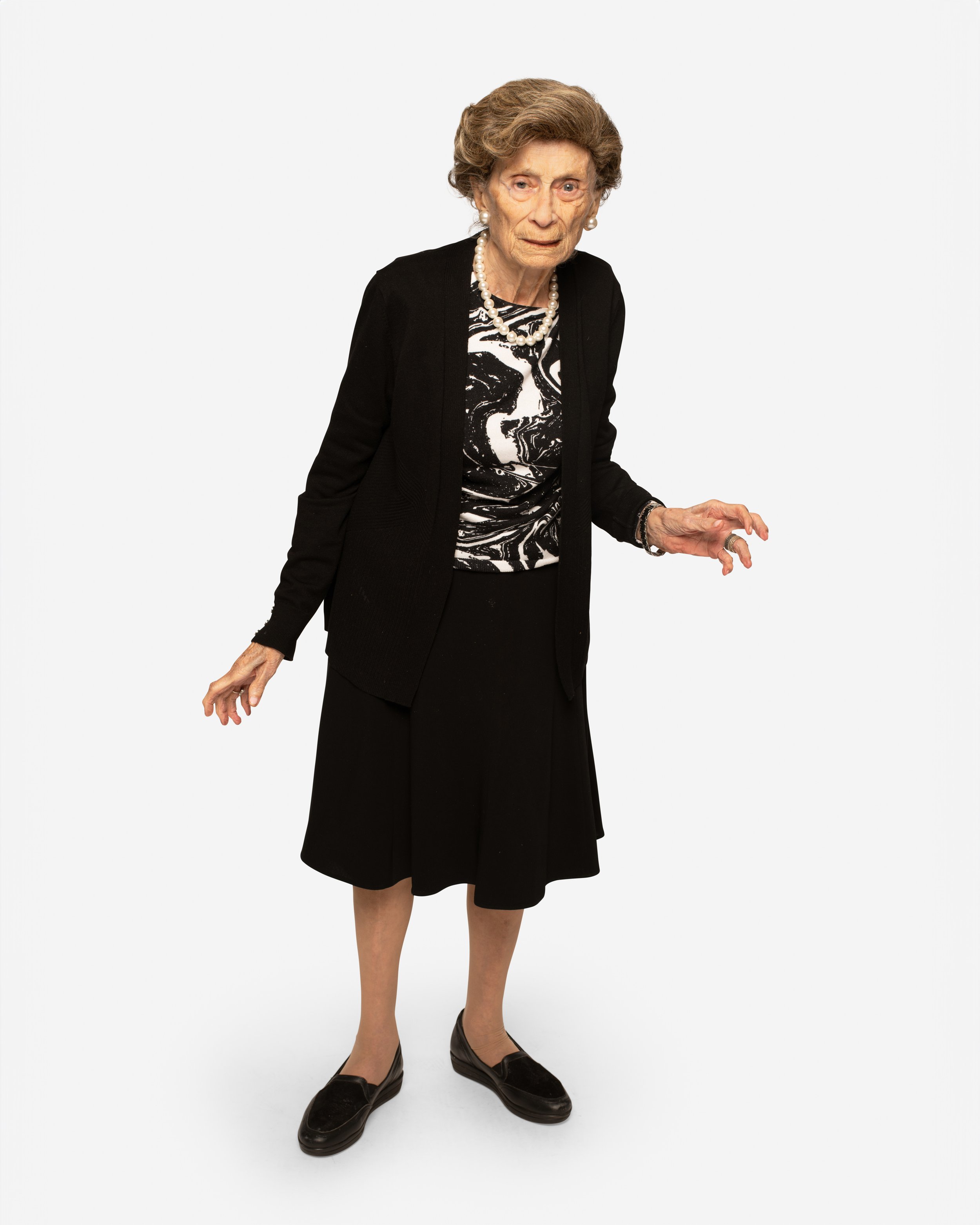 Riva Weisner