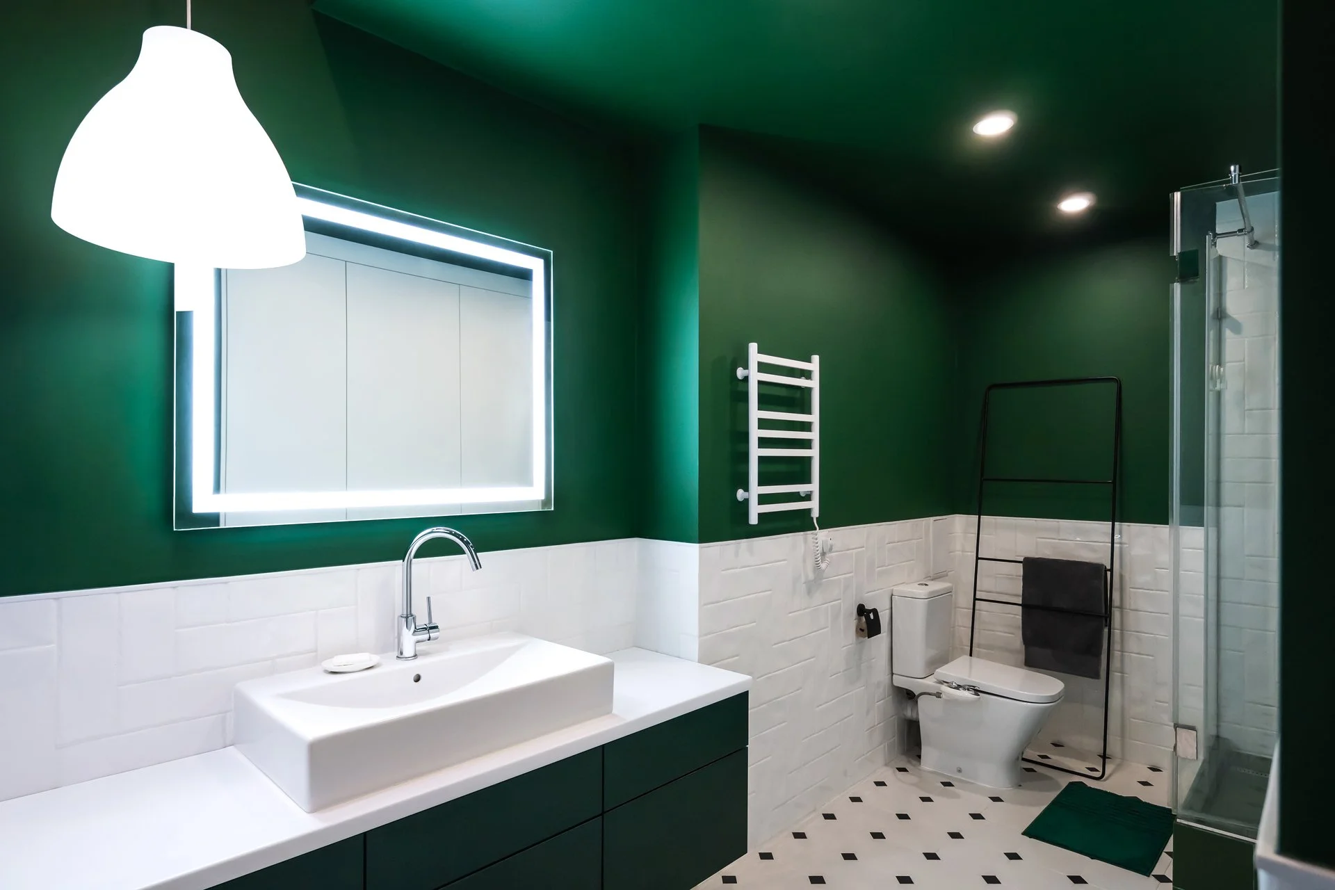 color-verde-en-el-baño.jpg