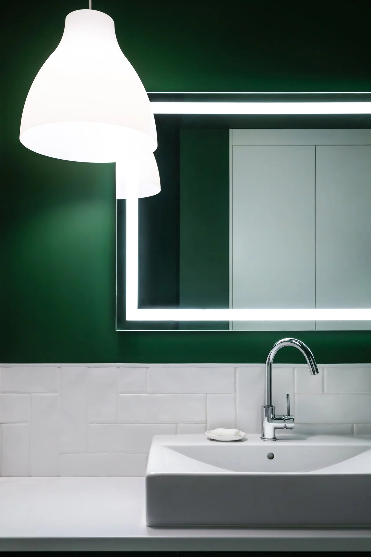 color-verde-en-el-baño.jpg