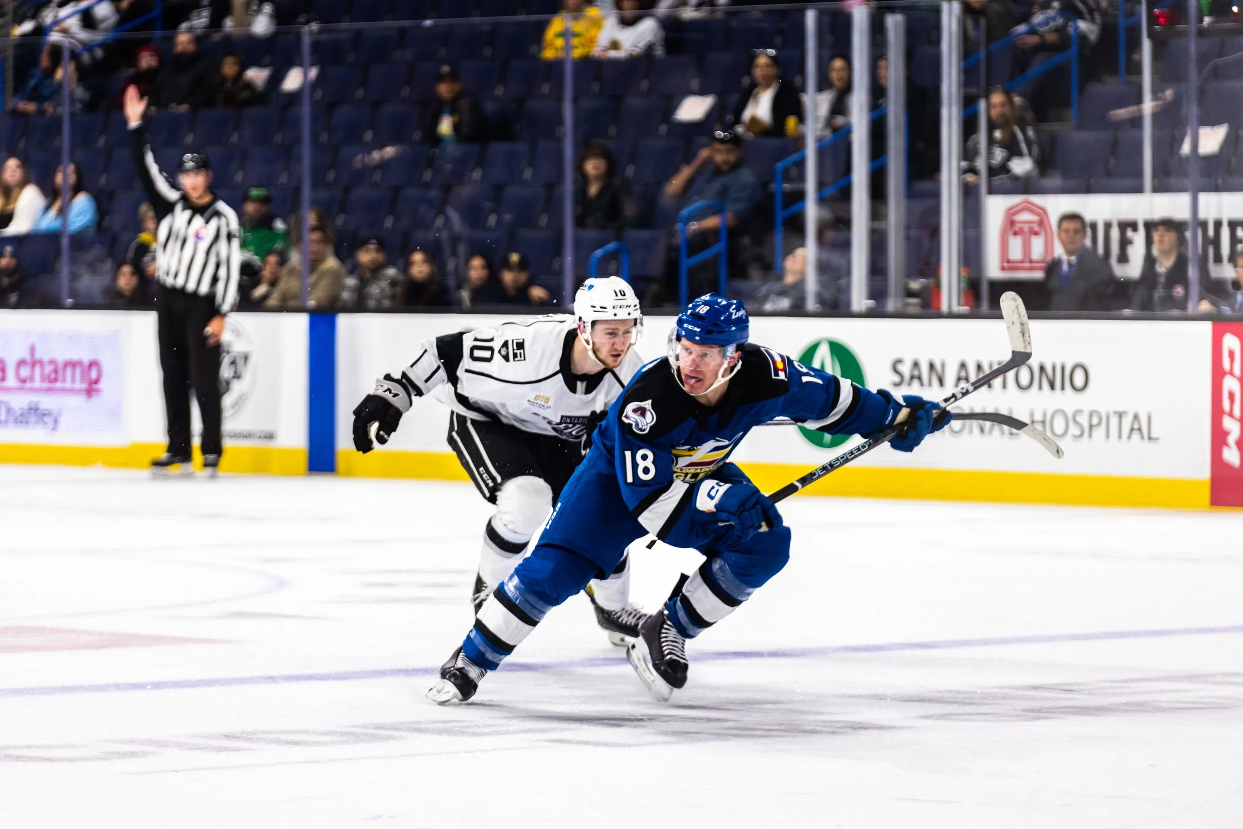 111223 ONT V COL-1684.jpg