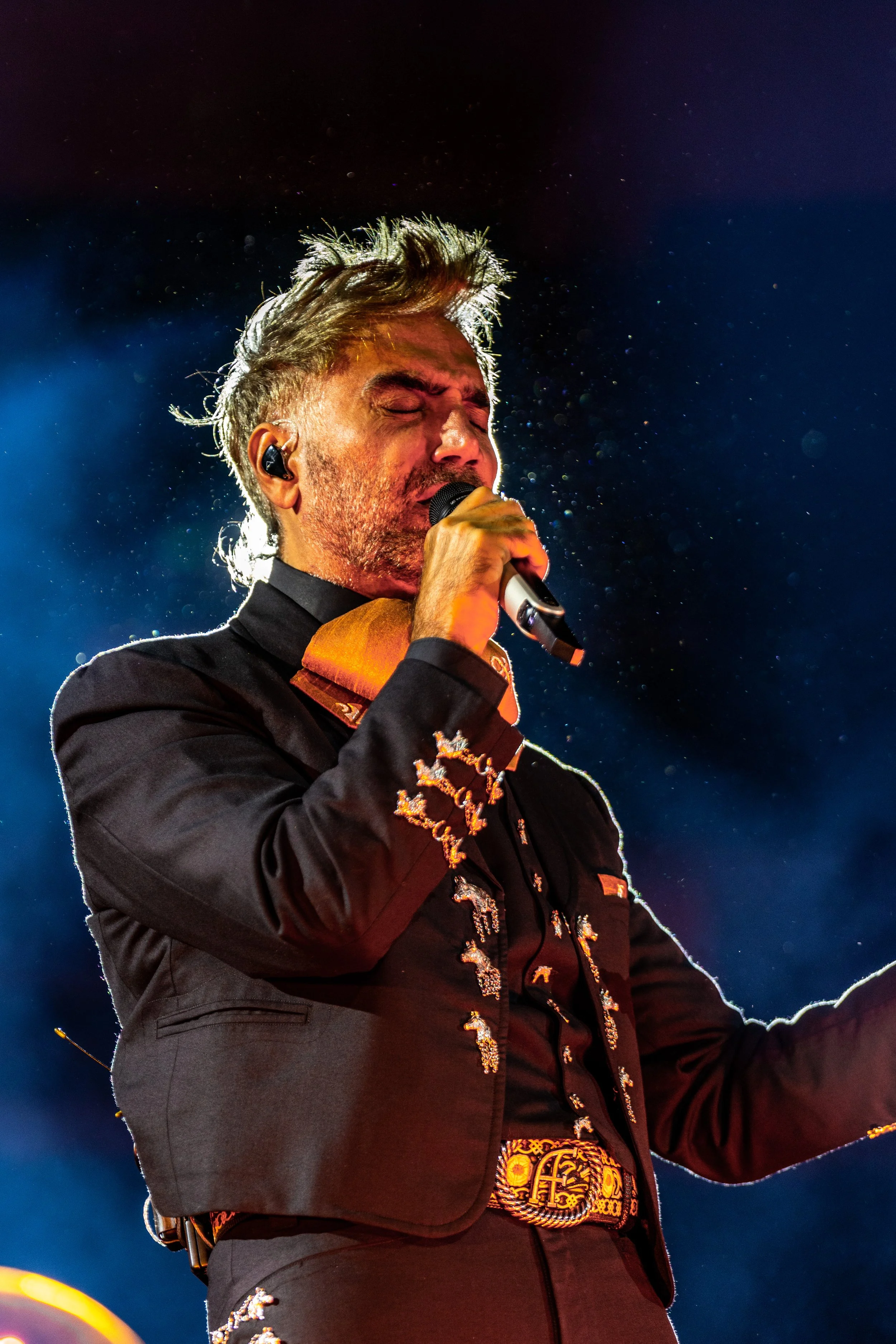 Alejandro Fernandez-8030.jpg