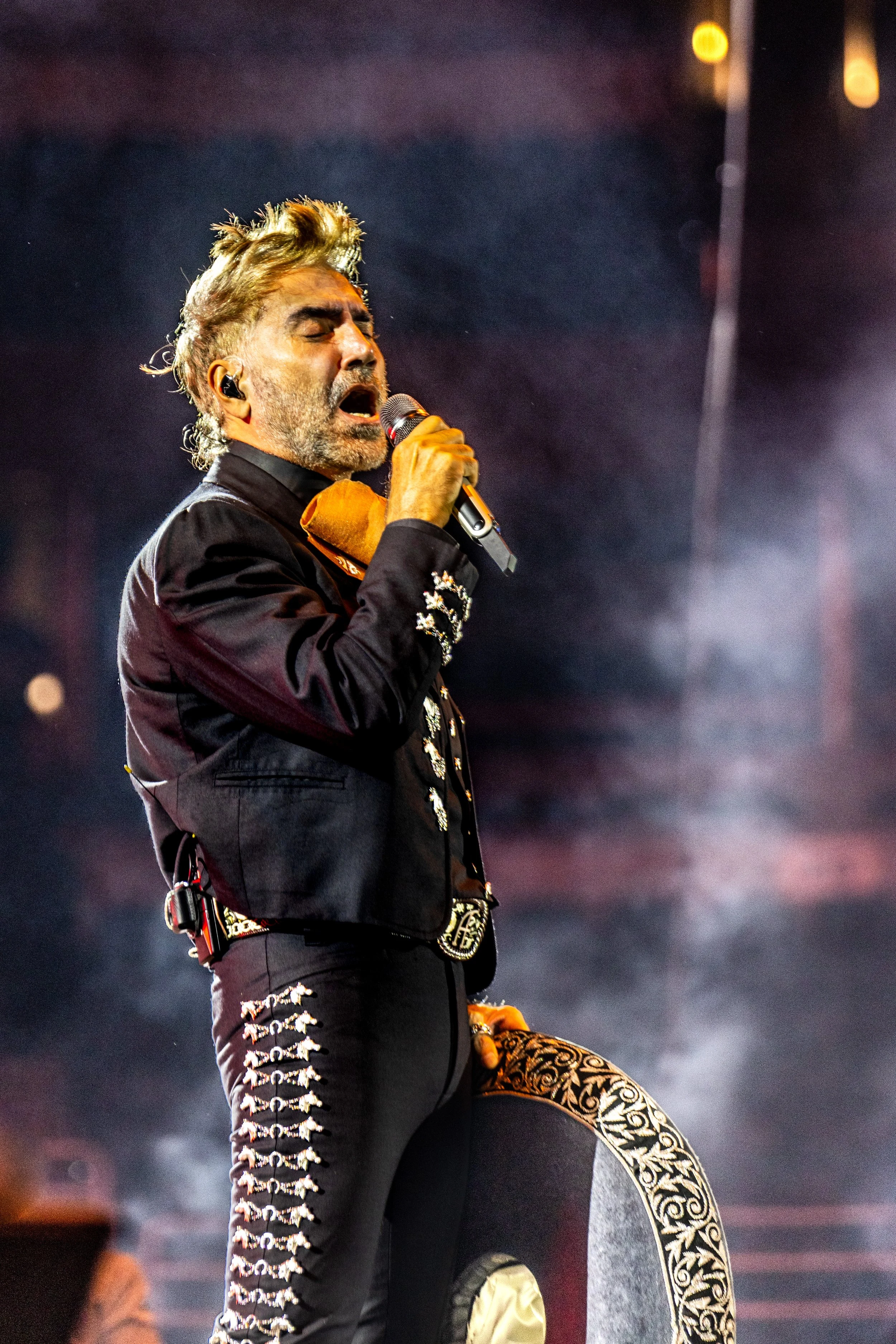 Alejandro Fernandez-7829.jpg