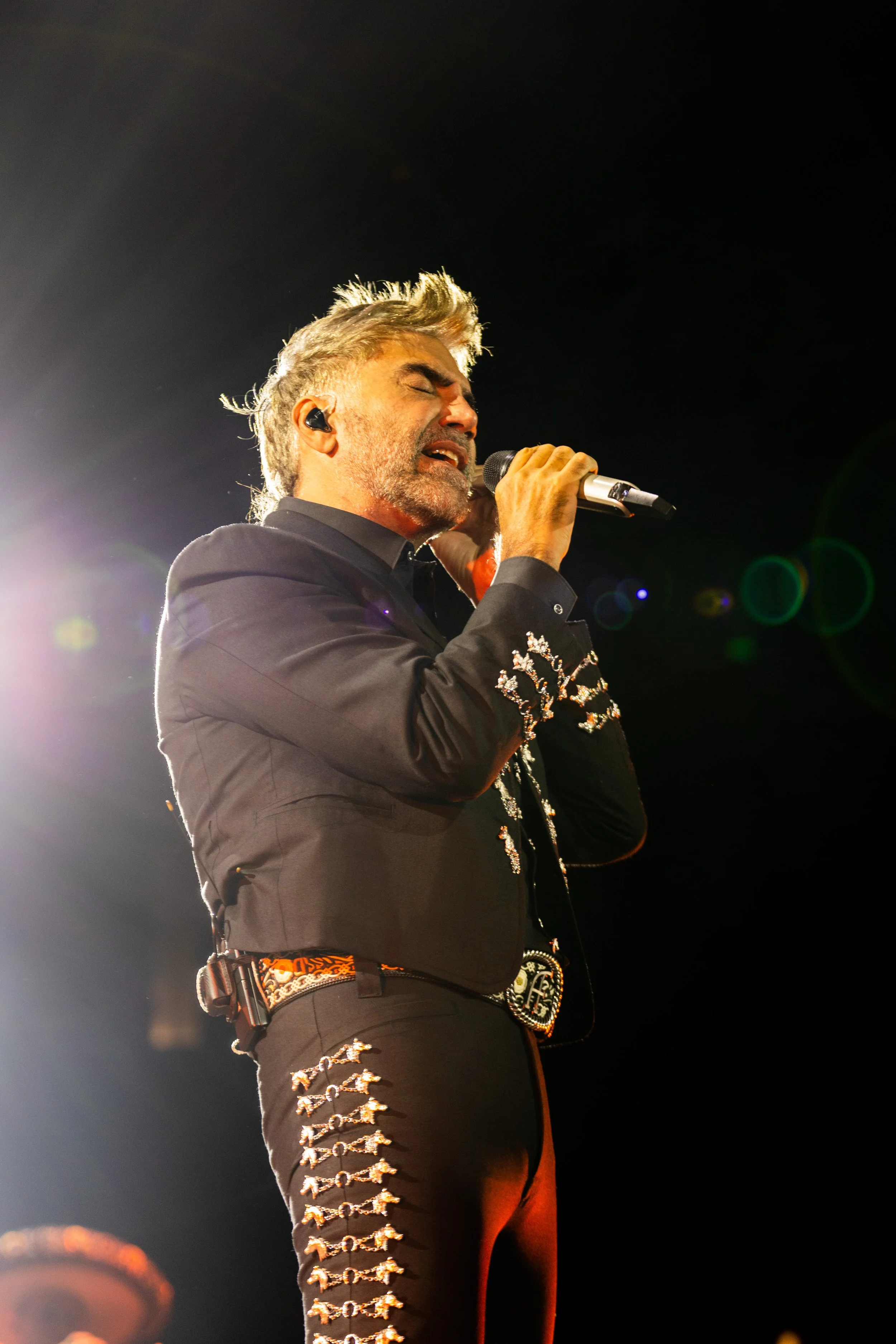 Alejandro Fernandez-8322.jpg