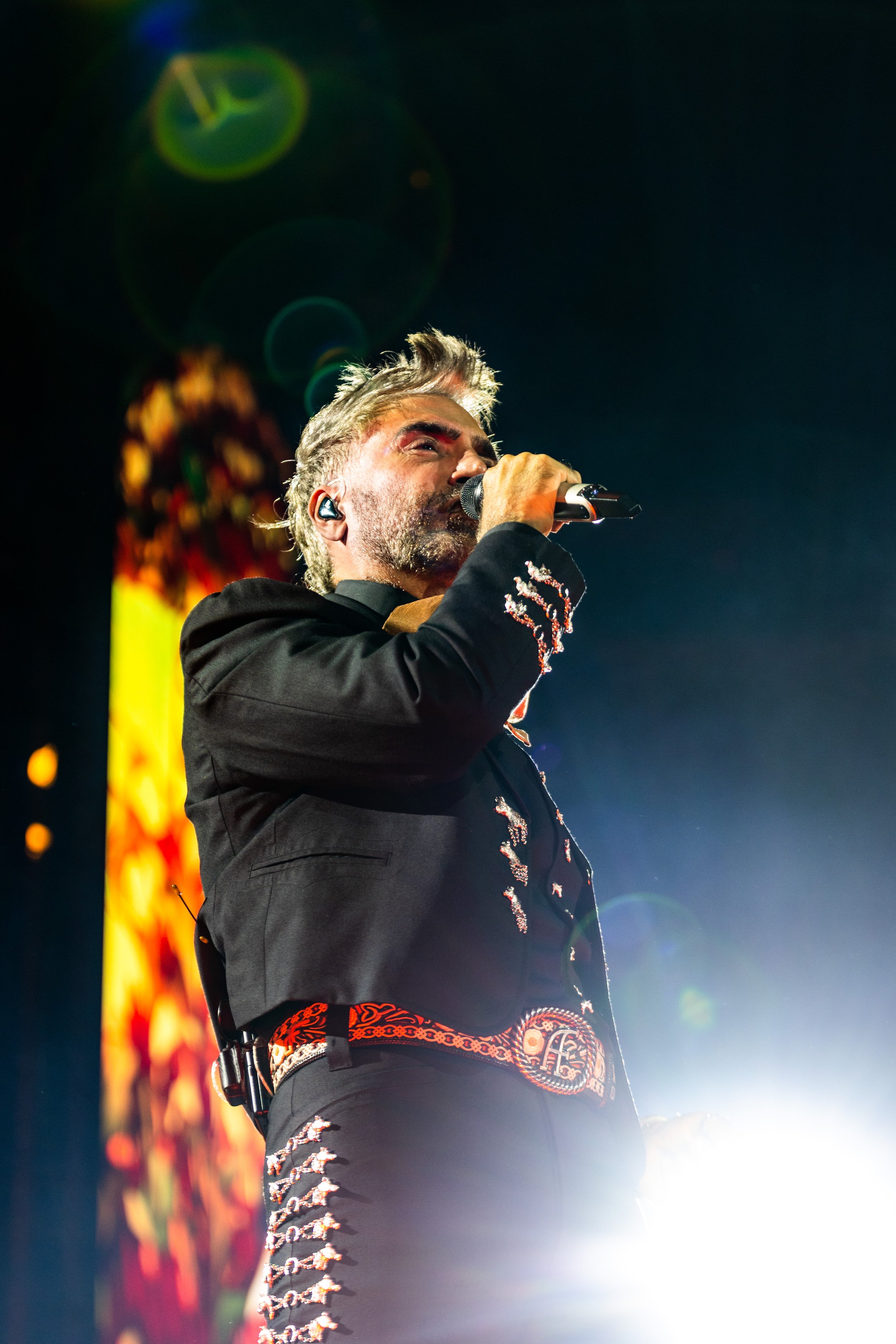 Alejandro Fernandez-7927.jpg