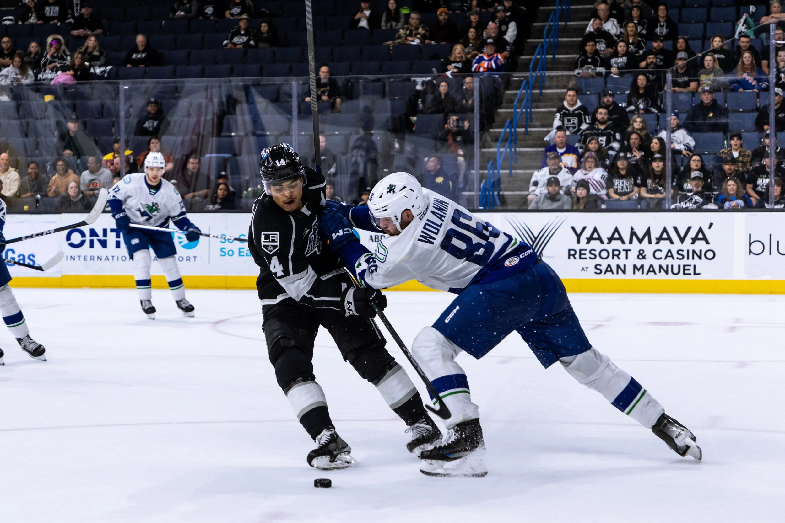 ONT vs ABB R2G1-2686.jpg