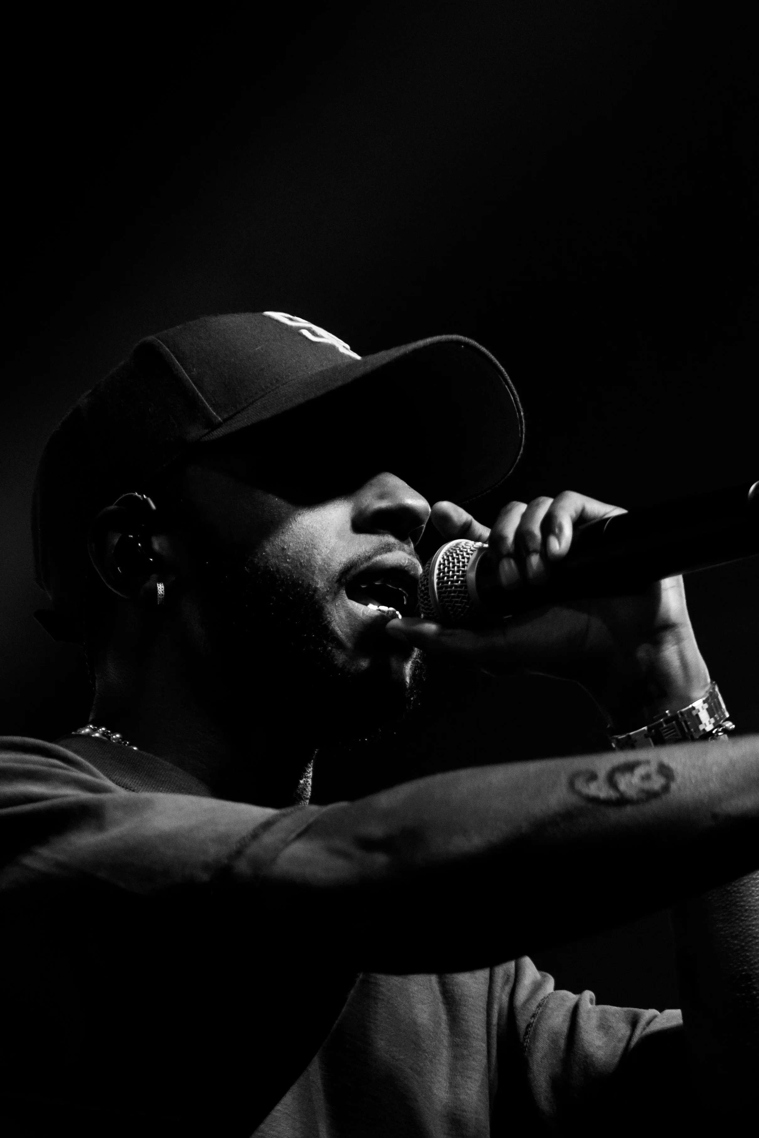 6lack-3732-3.jpg