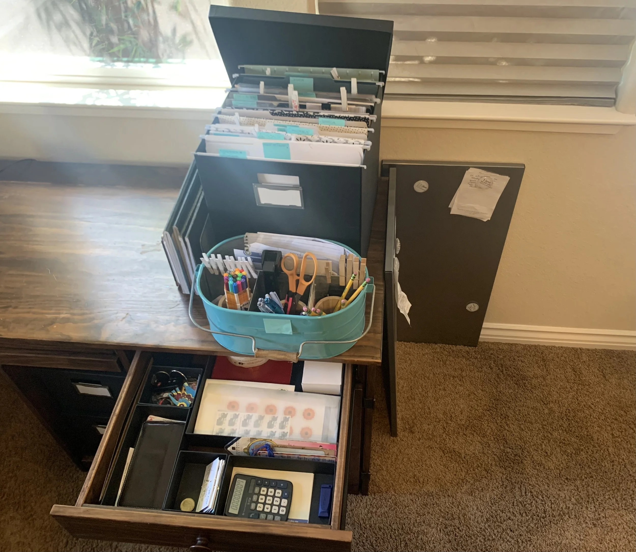 WEEKLY TO-DO BOX AND SUPPLIES
