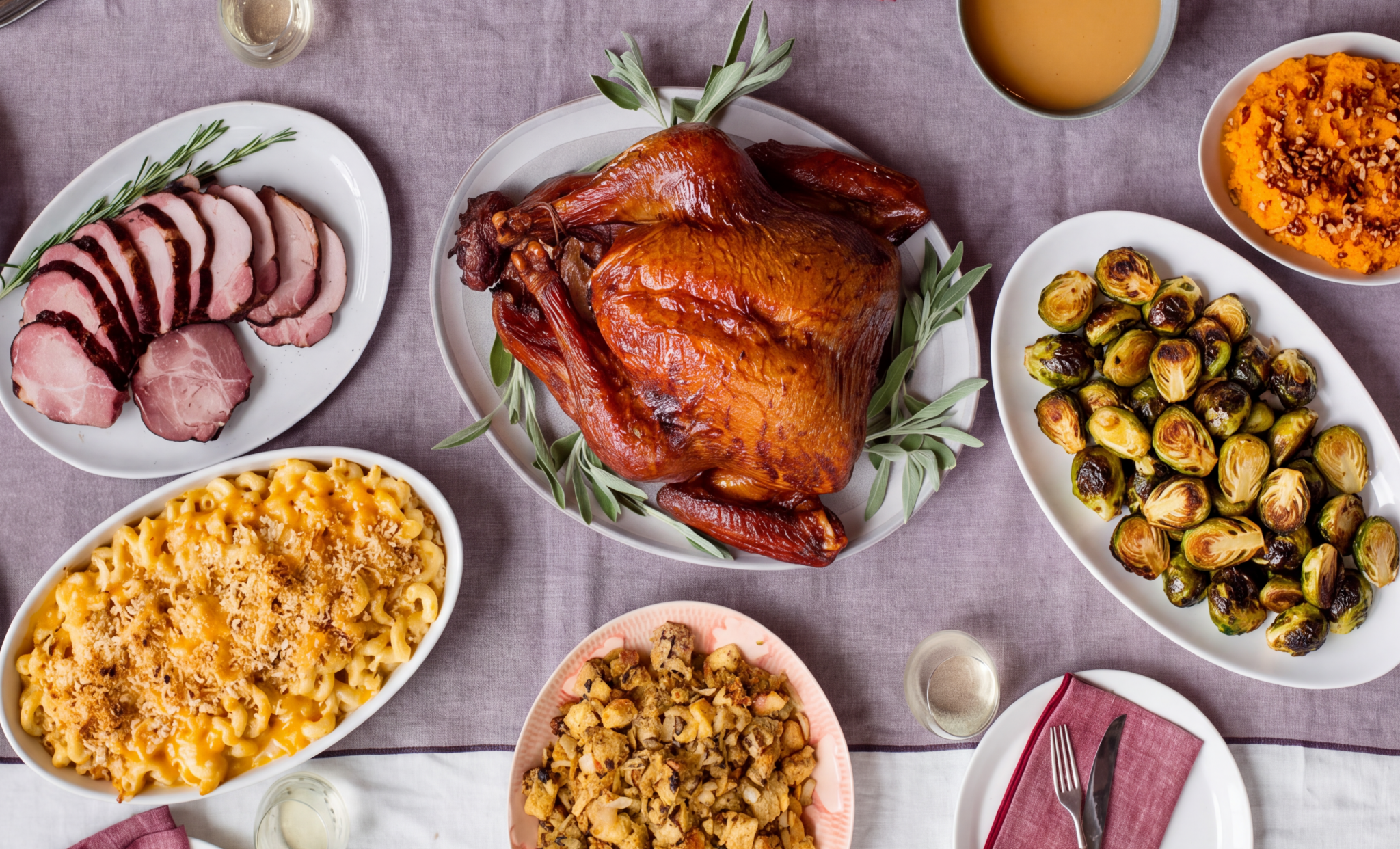 10 Thanksgiving Trivia Questions (With Answers)