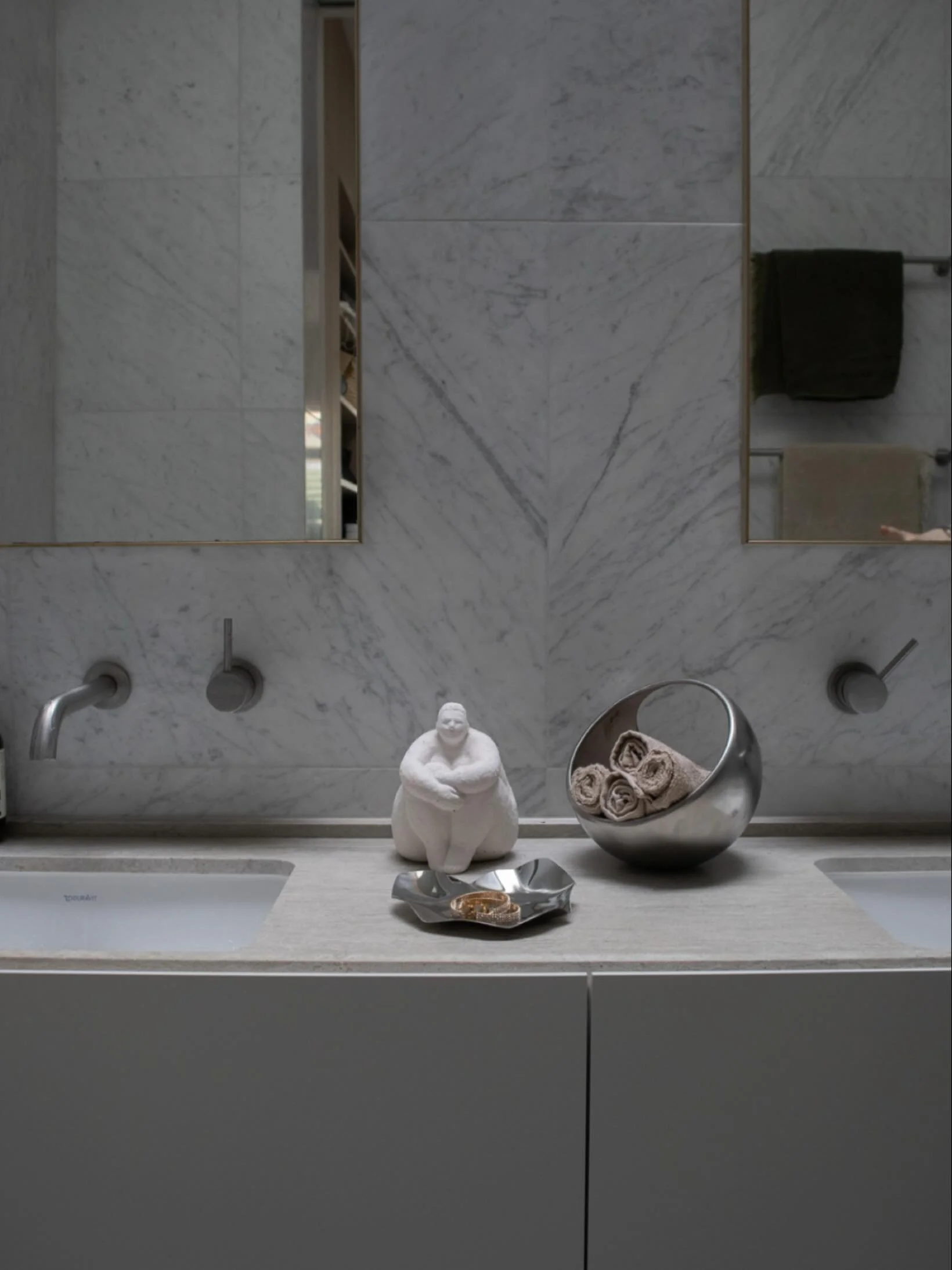 Give your bathroom a glow up.
Say hello to Drop and Orbu ✨

#design #bathroom #styling