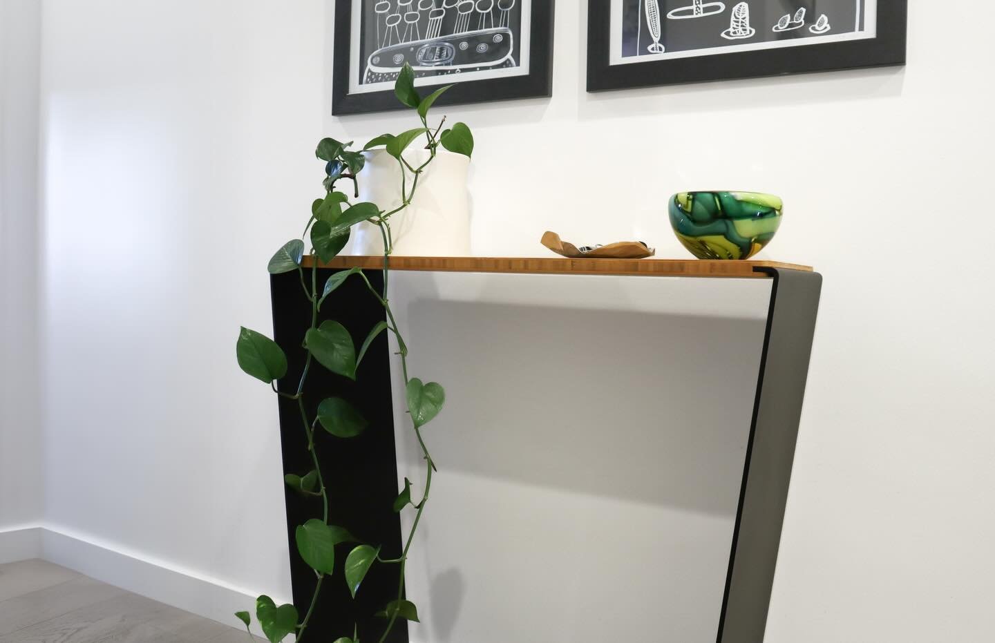Your hallway is the first impression your home makes - make it count. Eave is a beautifully crafted hallway table designed and made in Melbourne that turns an overlooked space into something worth stopping for. 

#australianmade #hallwaydecor #interi
