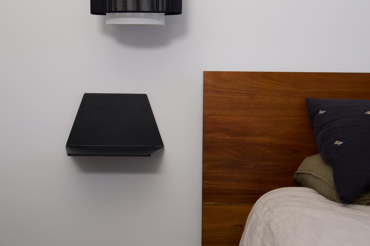 No bedside table? No problem! Fold by @lood_official floats on your wall with no visible screws and all the style. No bulky furniture, no wasted floor space. Just clean, minimalist design, designed and made in Melbourne.

#design #australianmade #bed