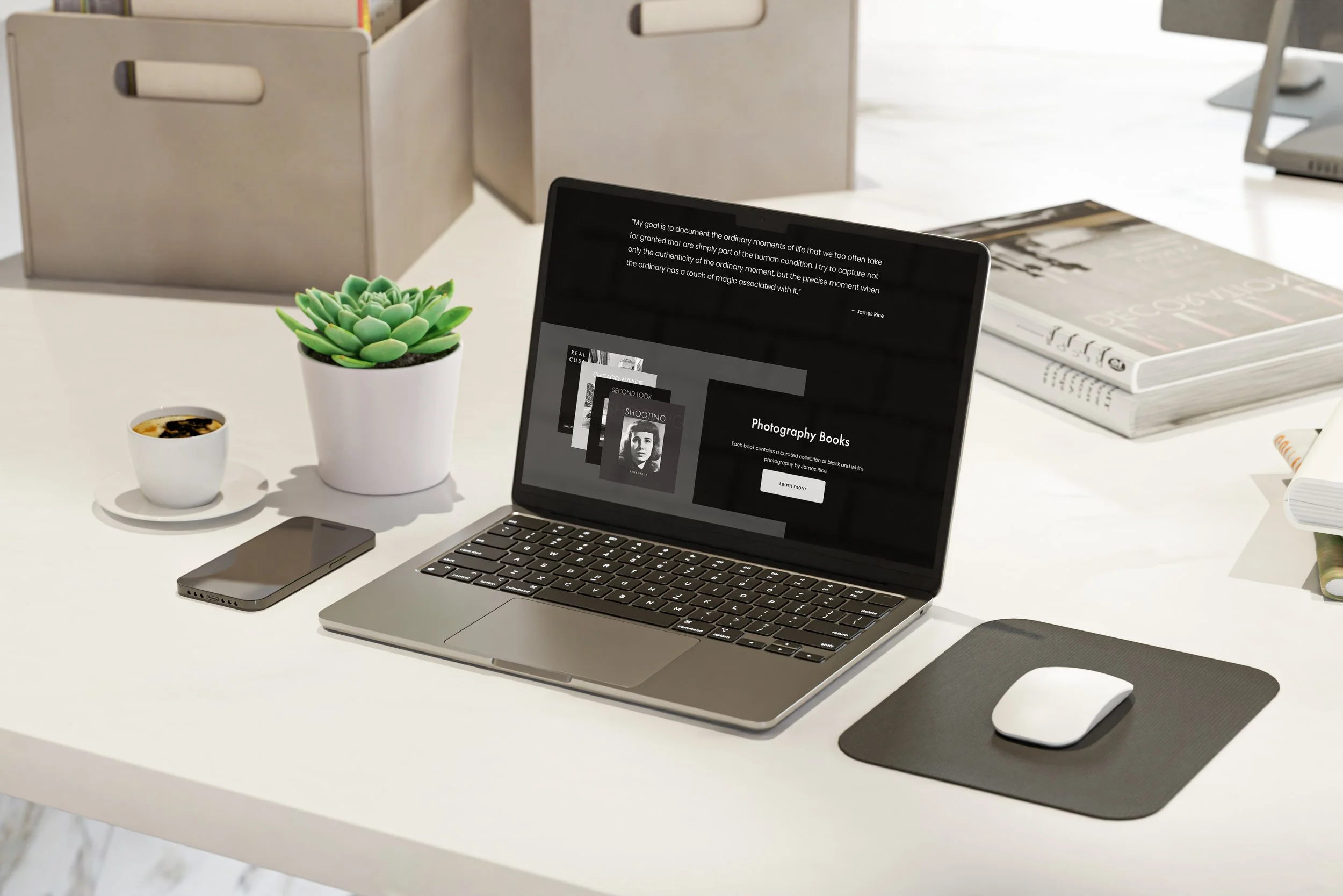 Laptop Mockup F.jpg