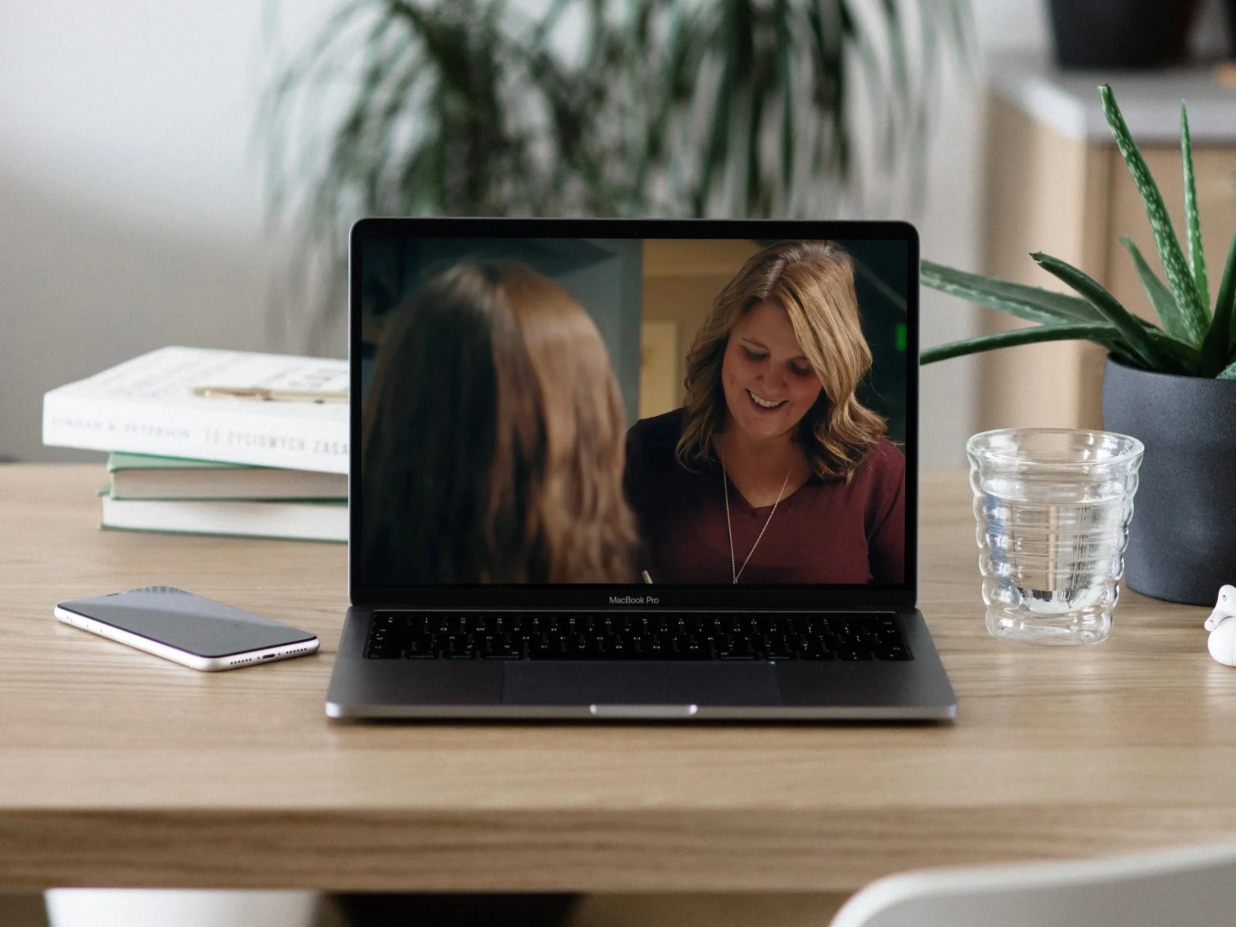 Computer Laptop Mockup WOOD1 02.jpg