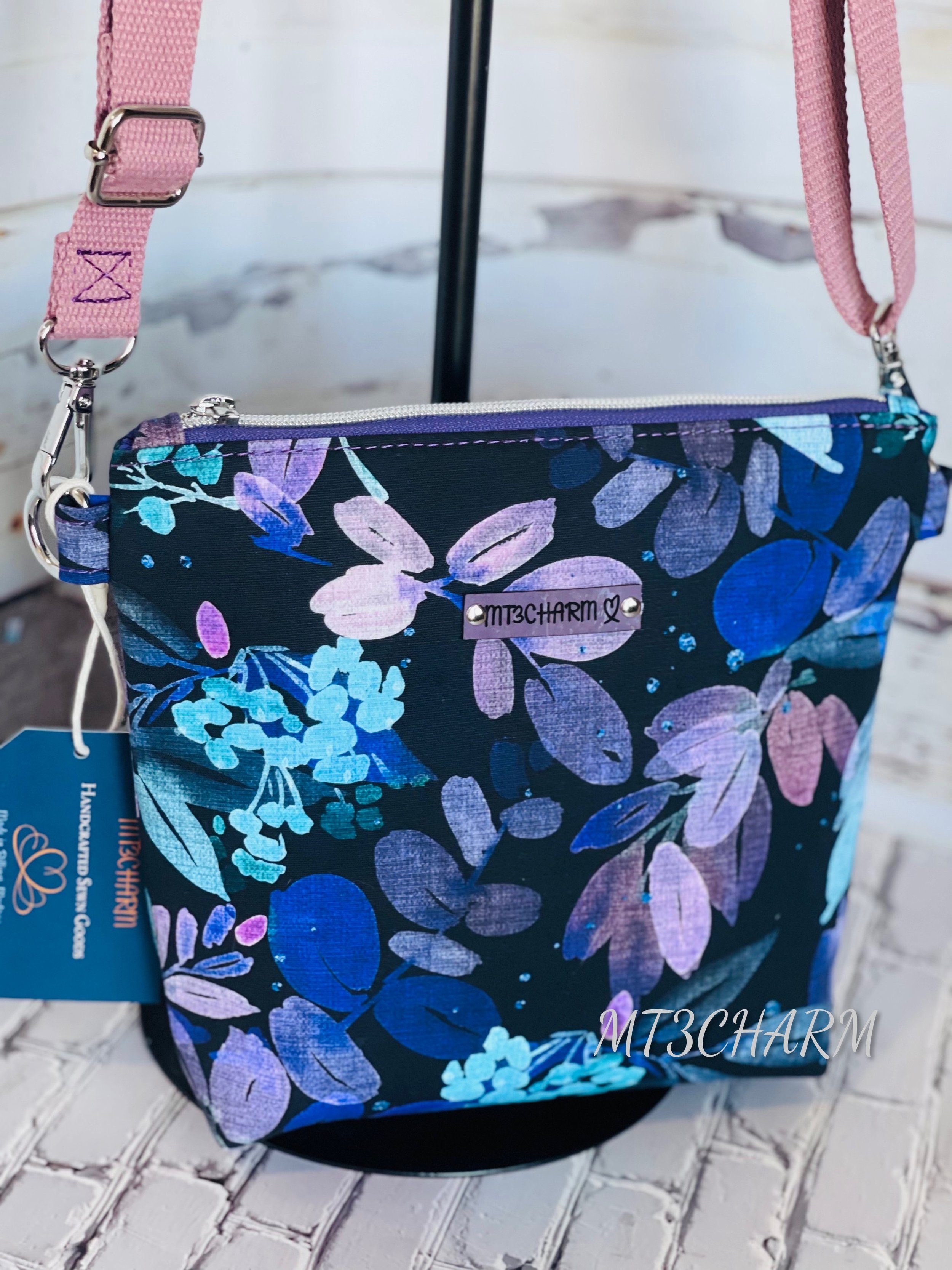 Roxy Crossbody