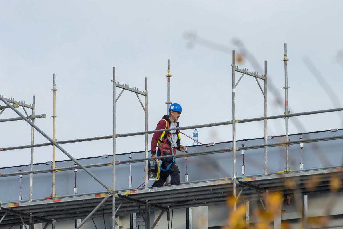 Commercial scaffolding company near me (3).png