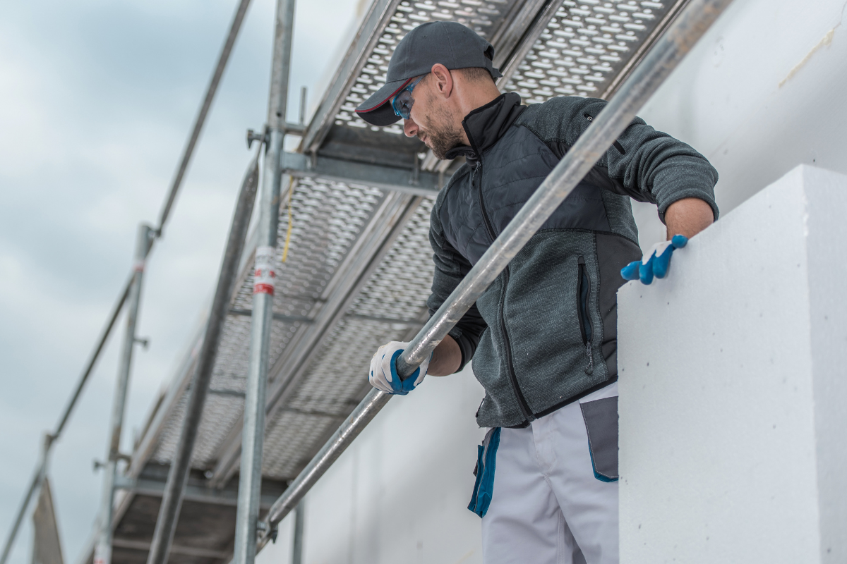 Residential Scaffolding vs Commercial Systems