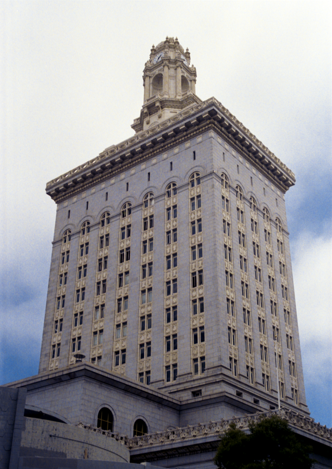 Screenshot_1 - lolaway.png