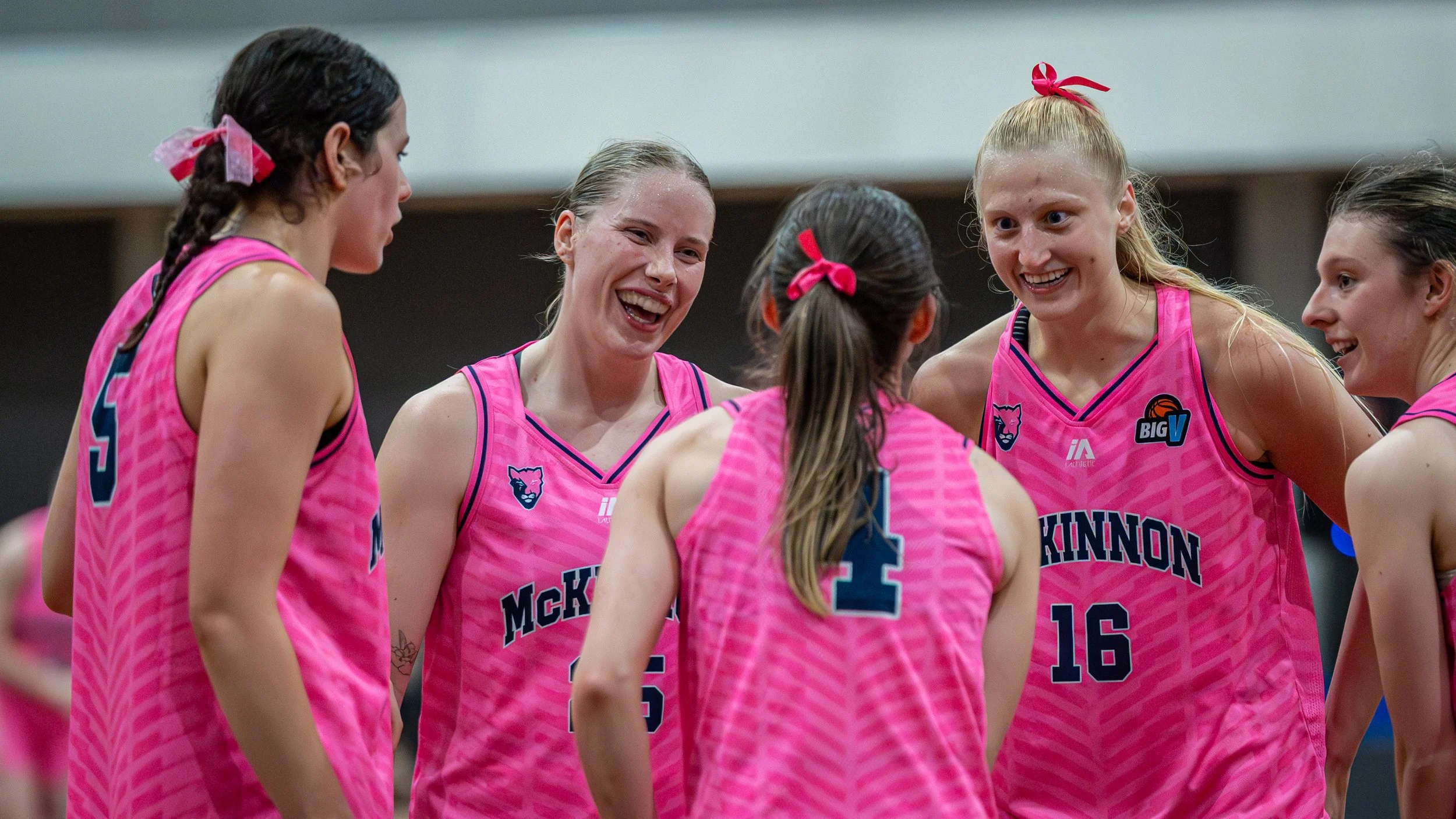 Pink-Out Round Sees Cougars Split Big V Weekend At GESAC