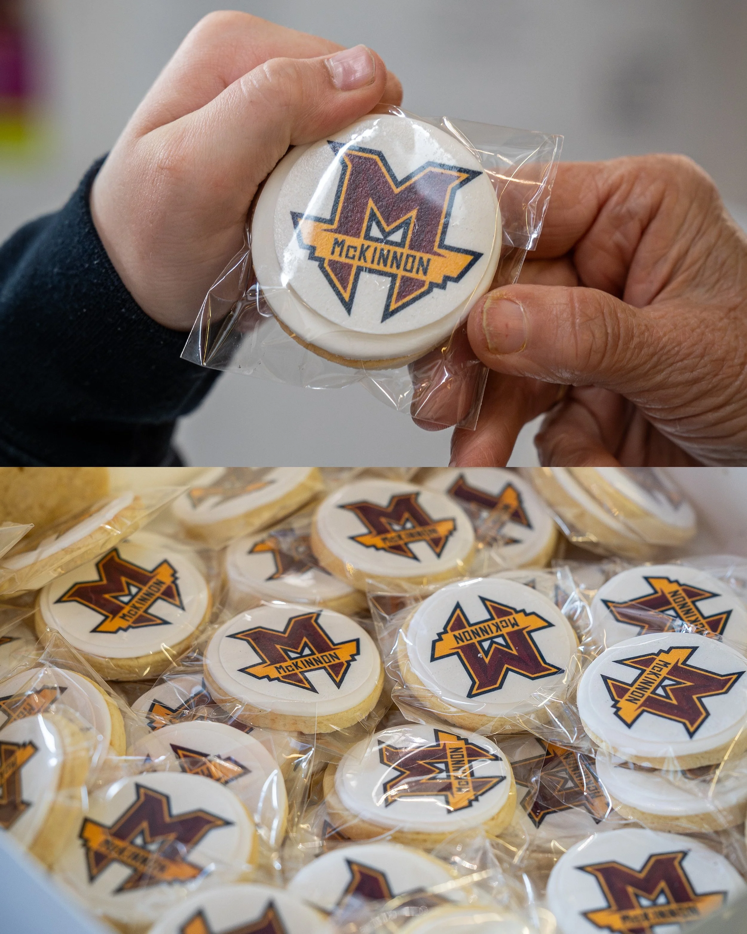 🍪 Across the weekend, MBA celebrated National Volunteer Week by providing cookies for the incredible volunteers who help keep our basketball community running every week.

Thank you to all of our coaches, team managers, scorers, venue managers, refe