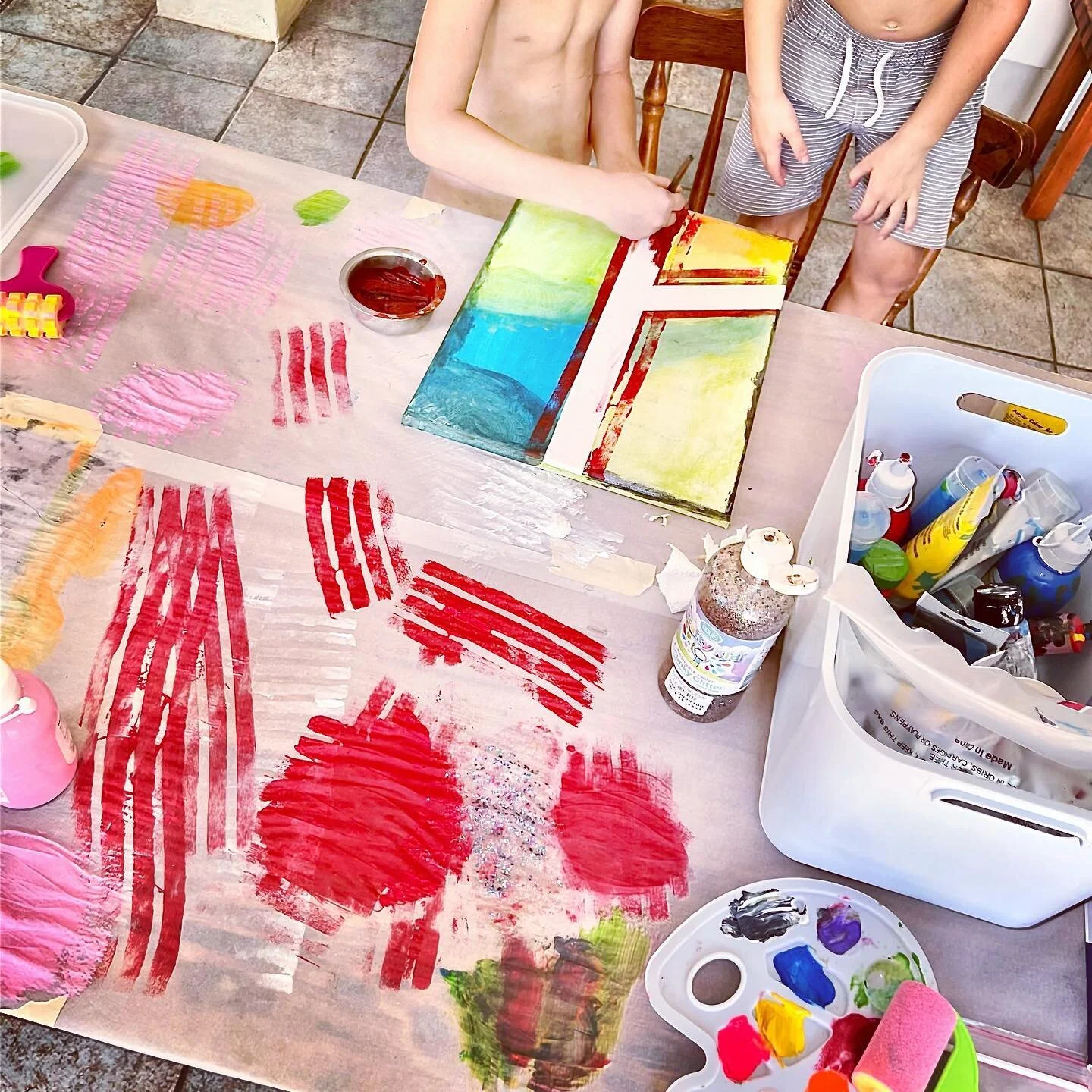 If you&rsquo;ve scrolled past my stories today you&rsquo;ll be aware that I had an idea. Ding ding. 🛎️ Hear me out. Once upon a long while ago, before smartphones even existed (😅😅 how am I THIS old), I used to go to art school. Fast forward 20 yea