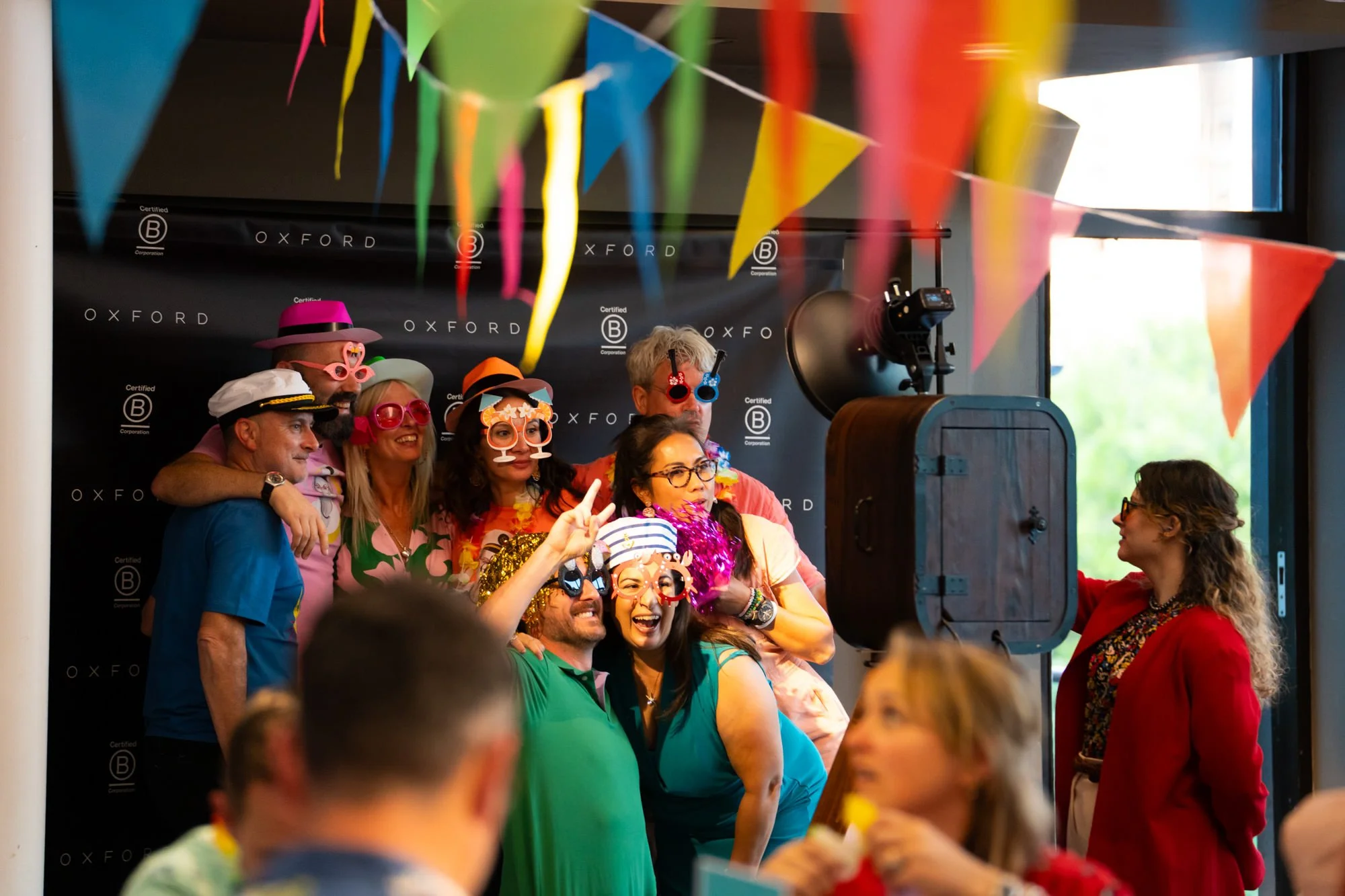 Retro Photo Booth - People Having Fun - 4.jpg