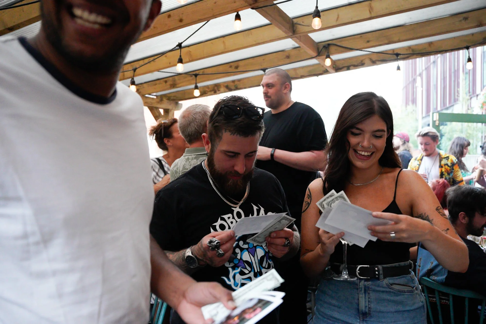 Retro Photo Booth - People Having Fun - 6.jpg